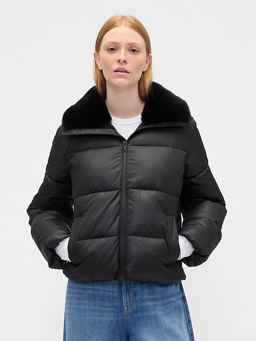 100% Recycled Relaxed Short Puffer Jacket | Gap Factory