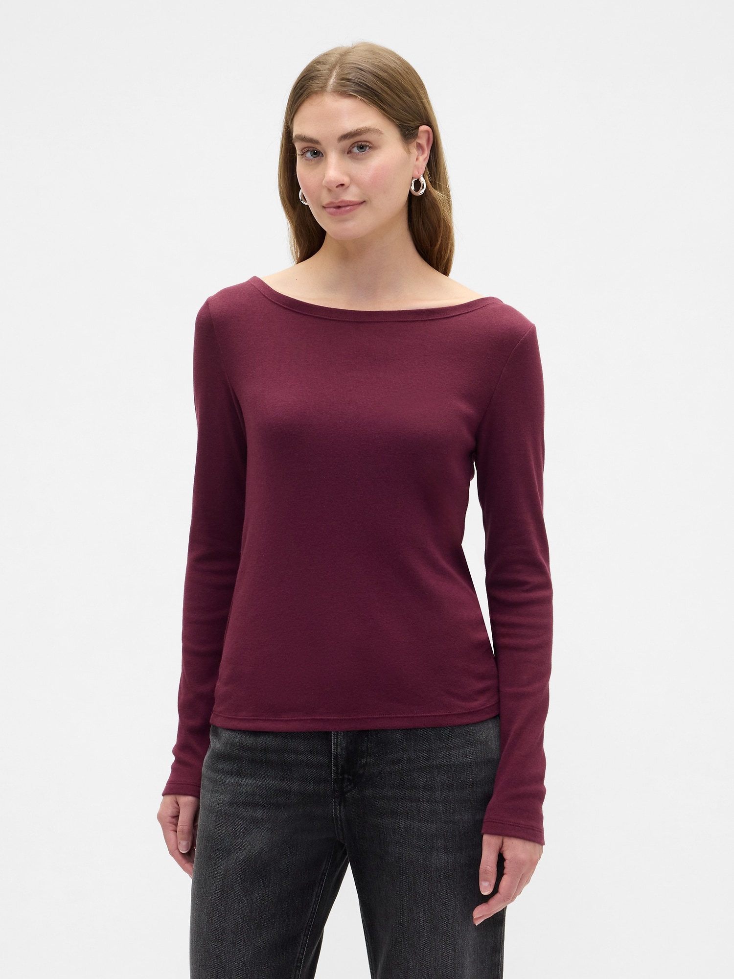 Modern ribbed boatneck t-shirt