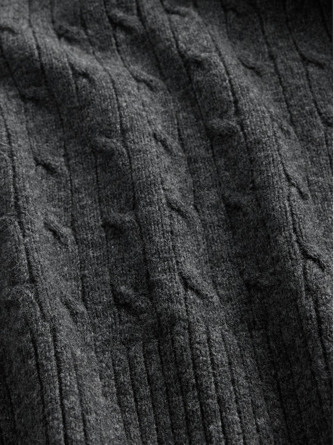 メリノウールブレンド ケーブルニットセーター-3