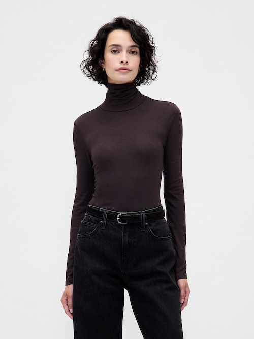 フェザーウェイト タートルネック