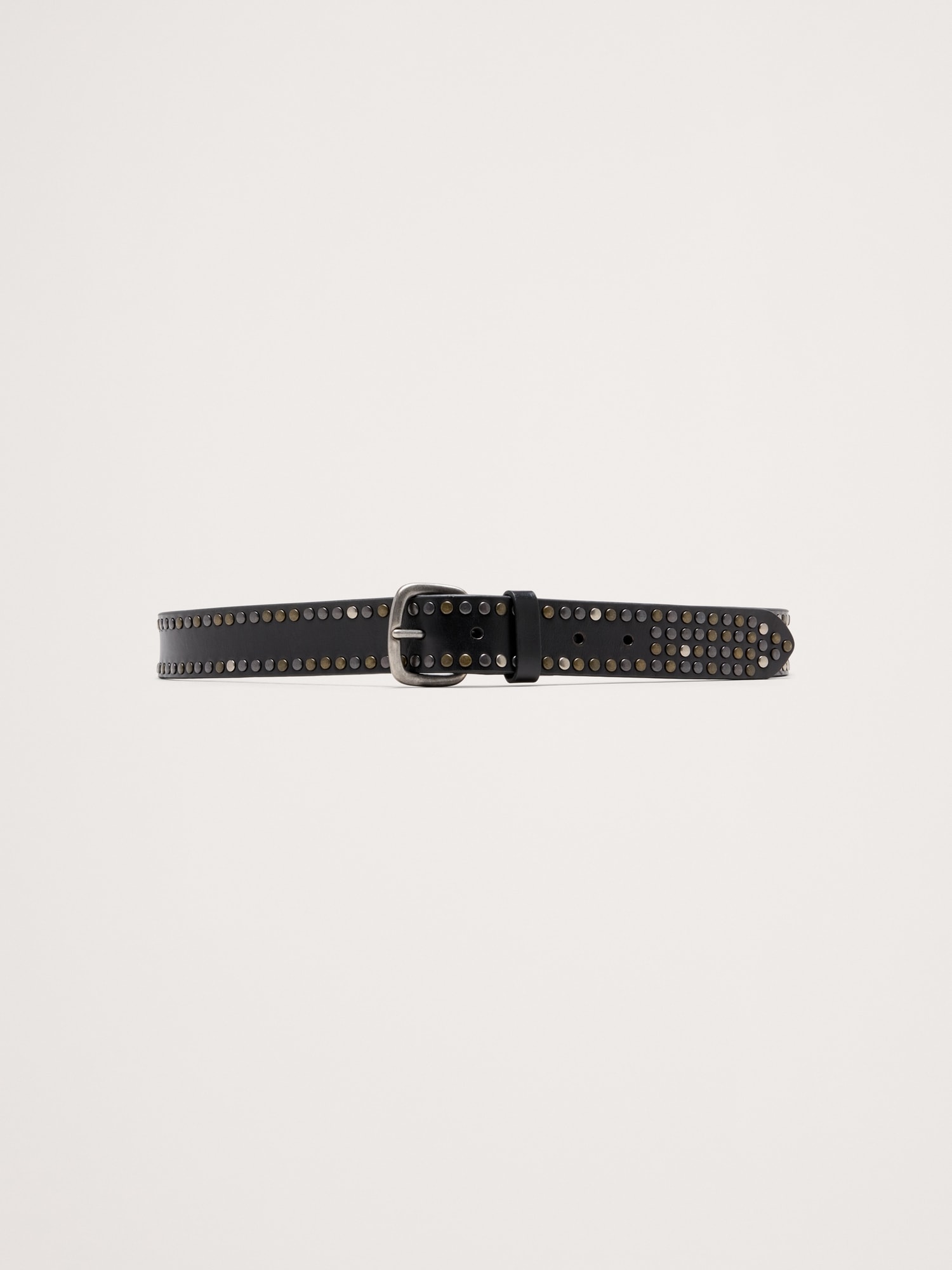 CEINTURE EN CUIR CLOUTÉE