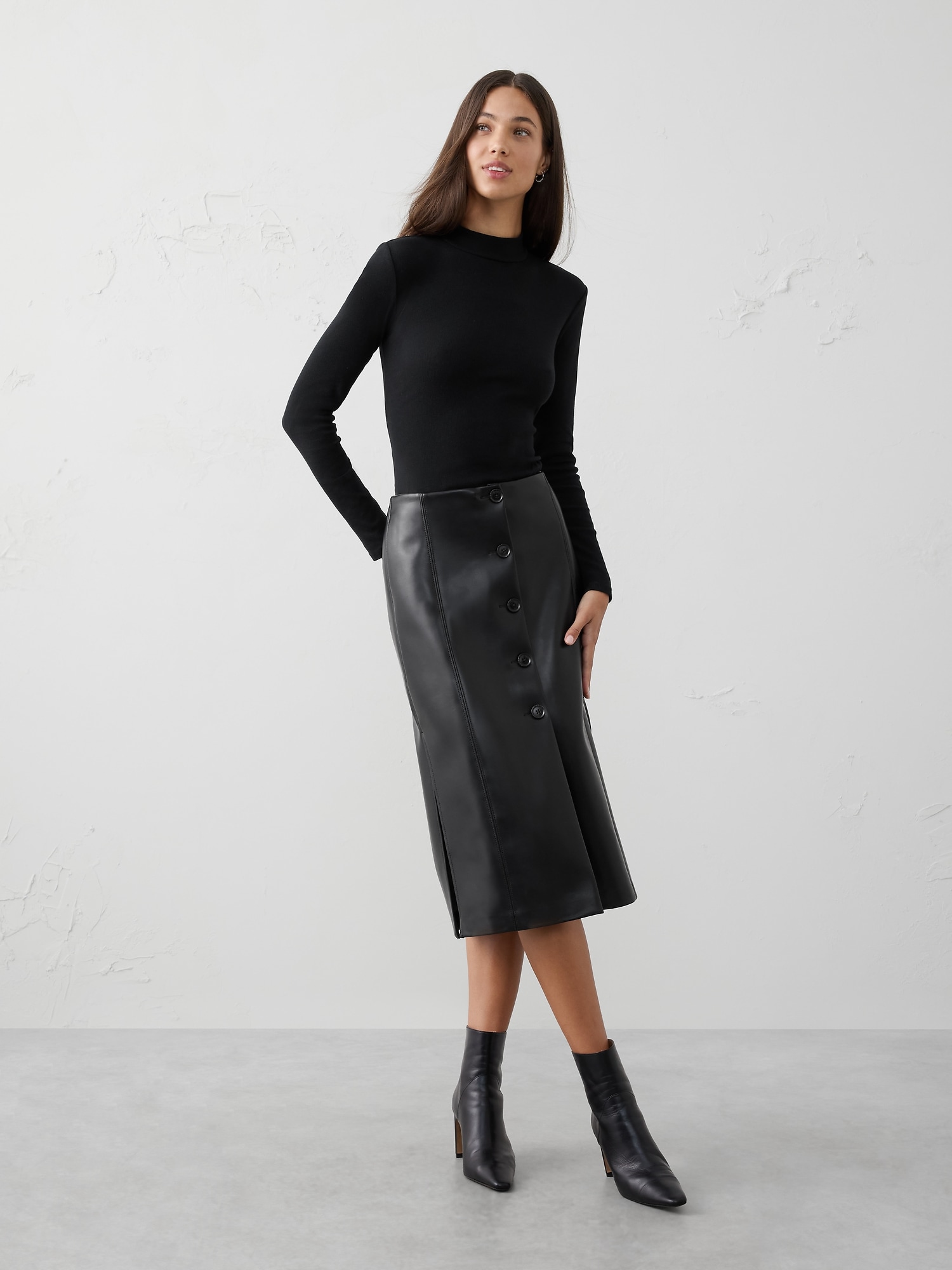 Ribbed Mock-Neck Top