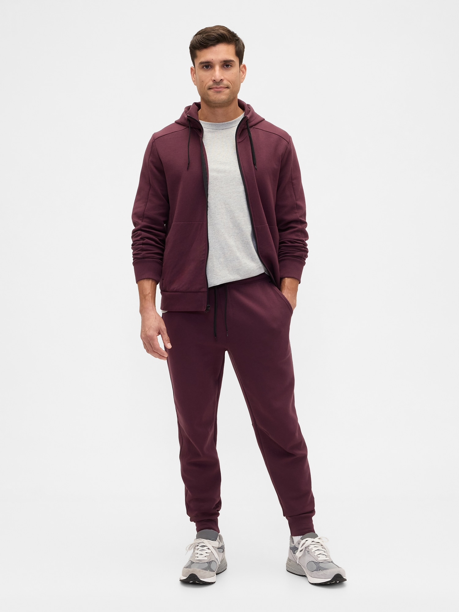GapFit Performance Joggers