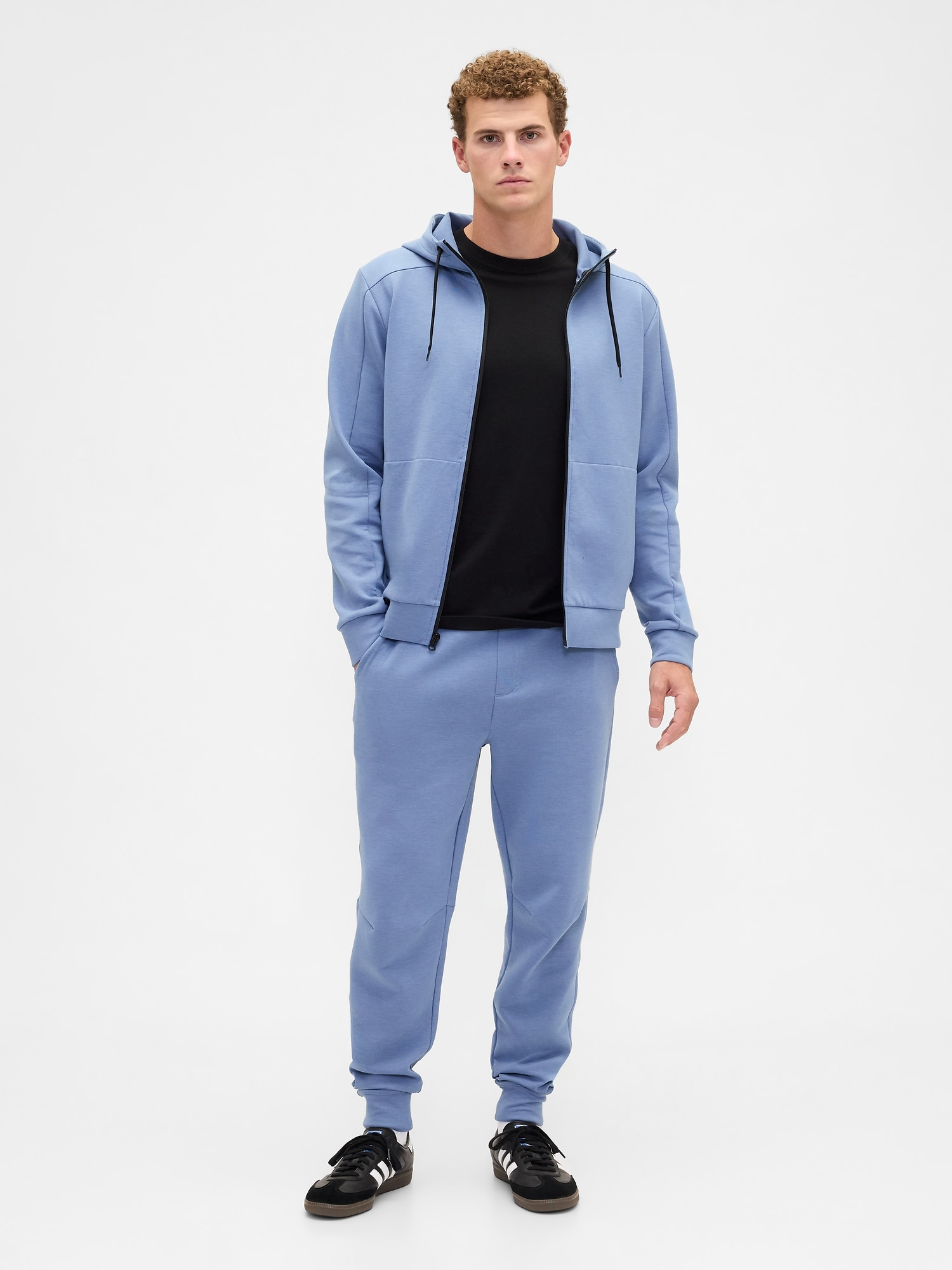 GapFit Performance Joggers
