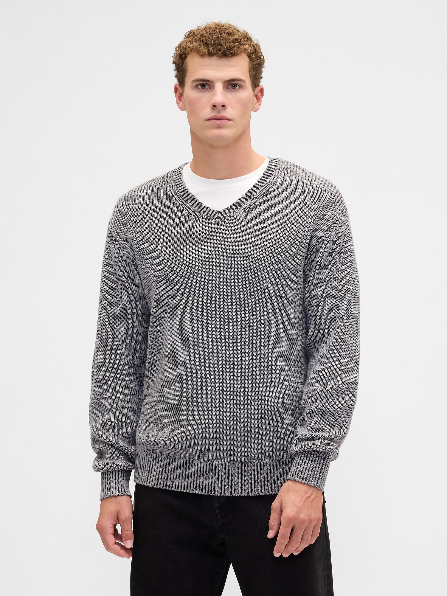 Relaxed Ribbed V-Neck Sweater