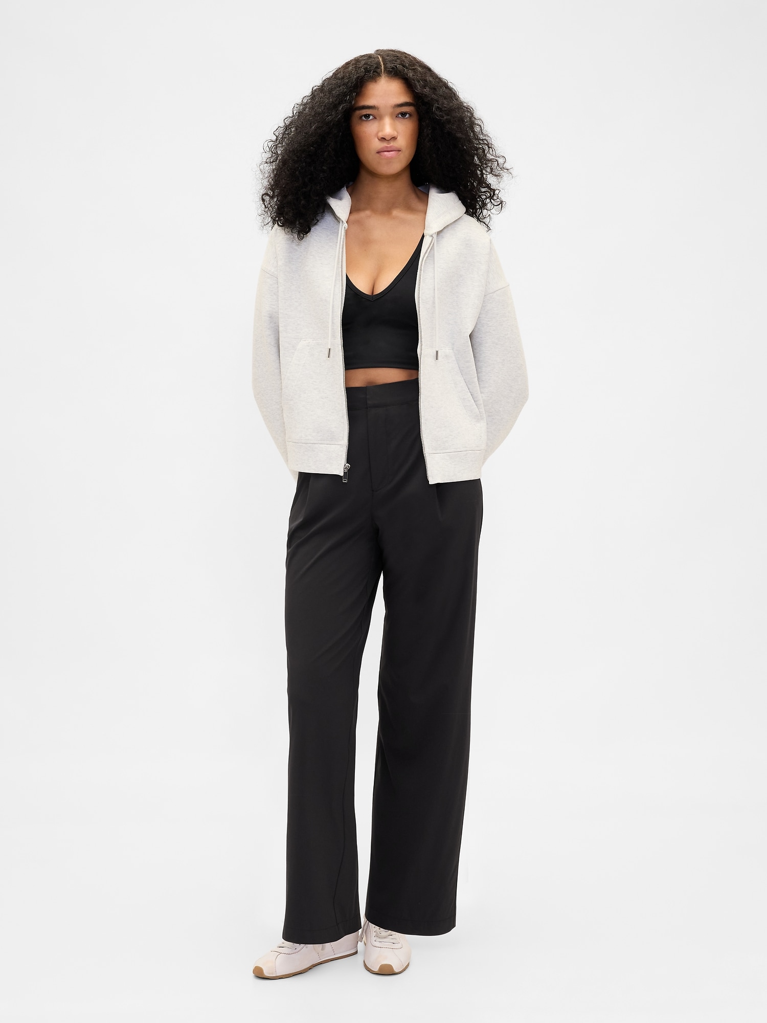 GapFit High Rise Runaround Relaxed Trouser