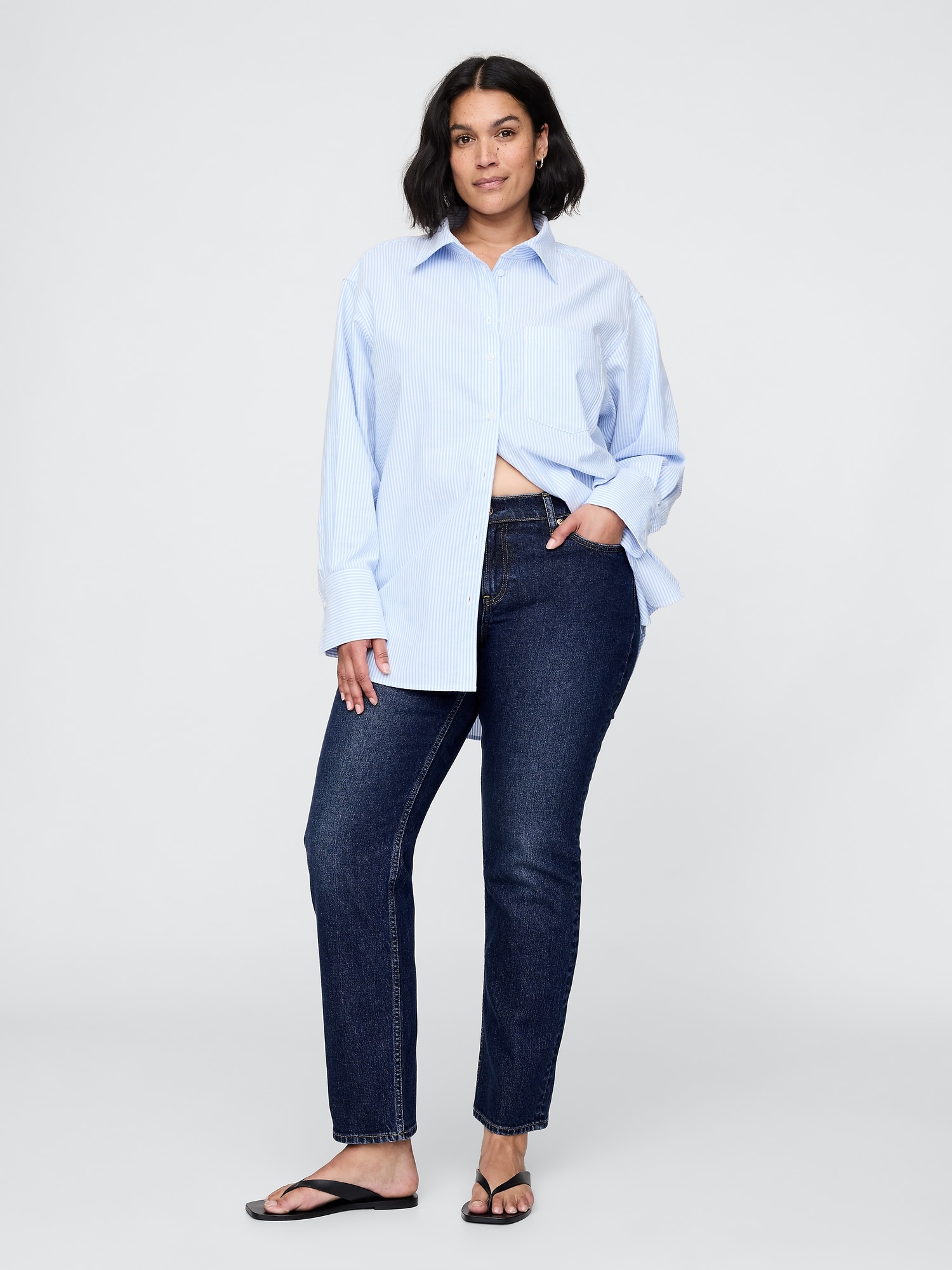 Low Rise '90s Slim Straight Jeans