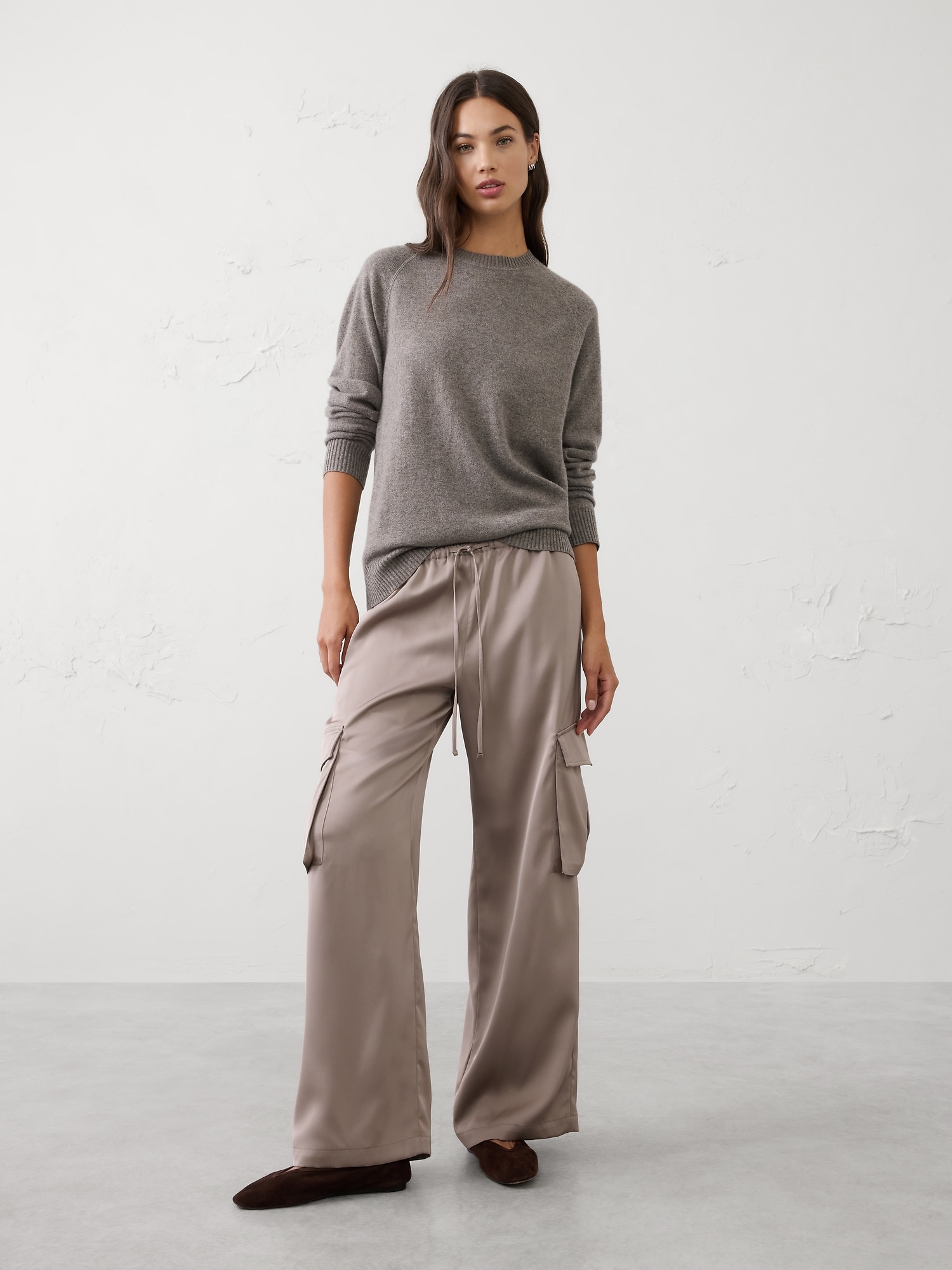 Wide-Leg Mid-Rise Satin Pull-On Cargo Pant