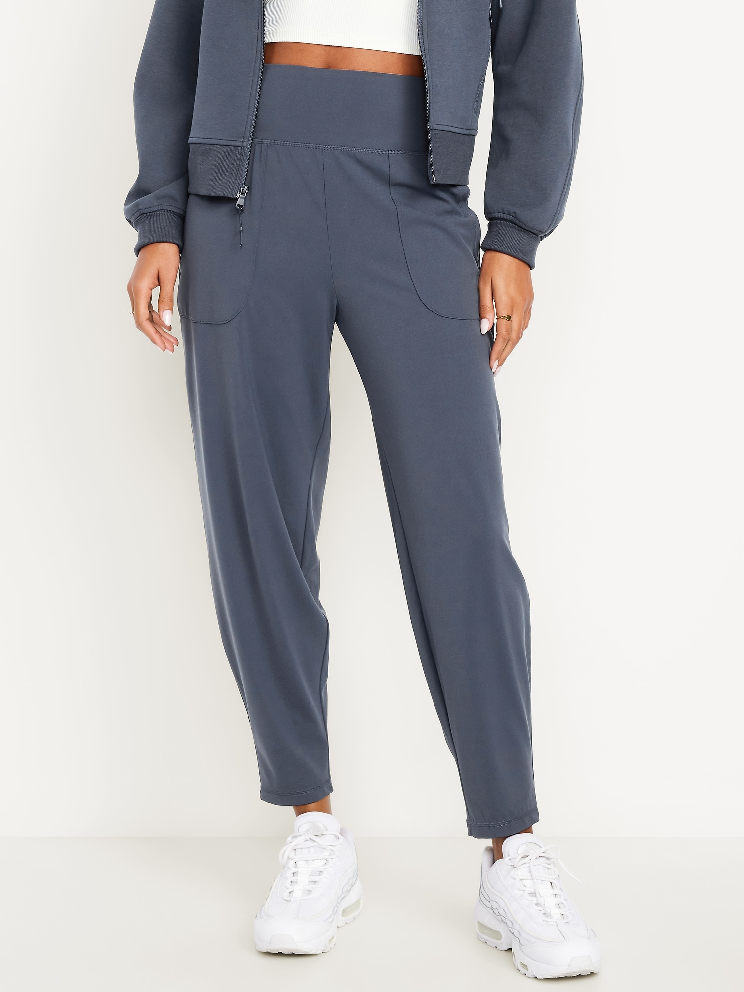 High-Waisted StudioSmooth Jogger