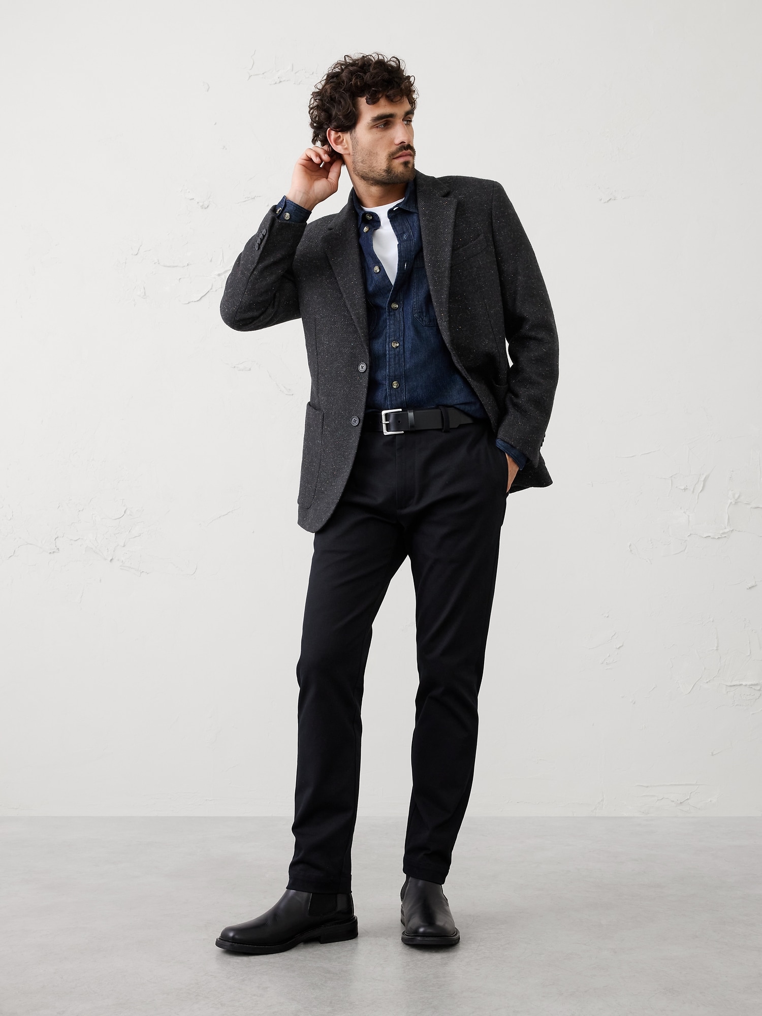 Tailored-Fit Donegal Jacket