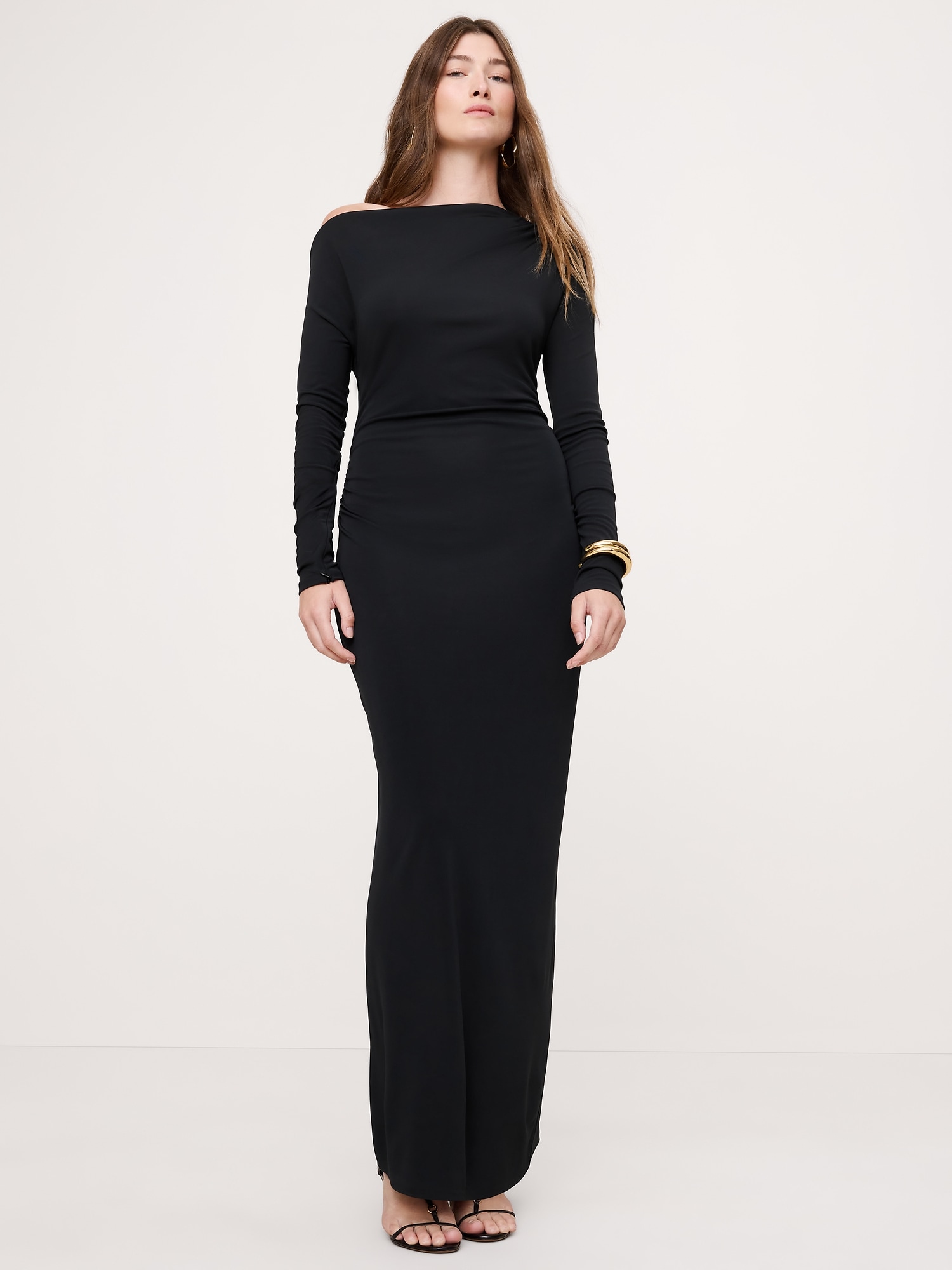 ROBE LONGUE AU DOS DÉNUDÉ EN JERSEY MAT