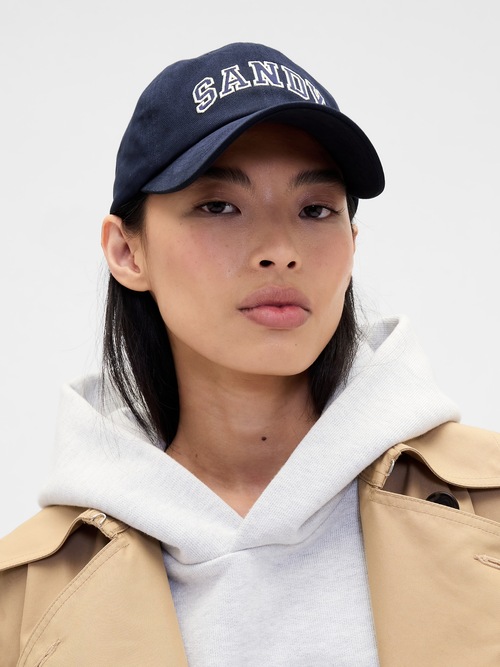 Gap &times; Sandy Liang ロゴ ベースボールキャップ