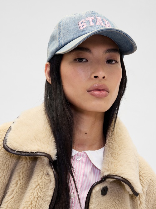 Gap &times; Sandy Liang ロゴ ベースボールキャップ