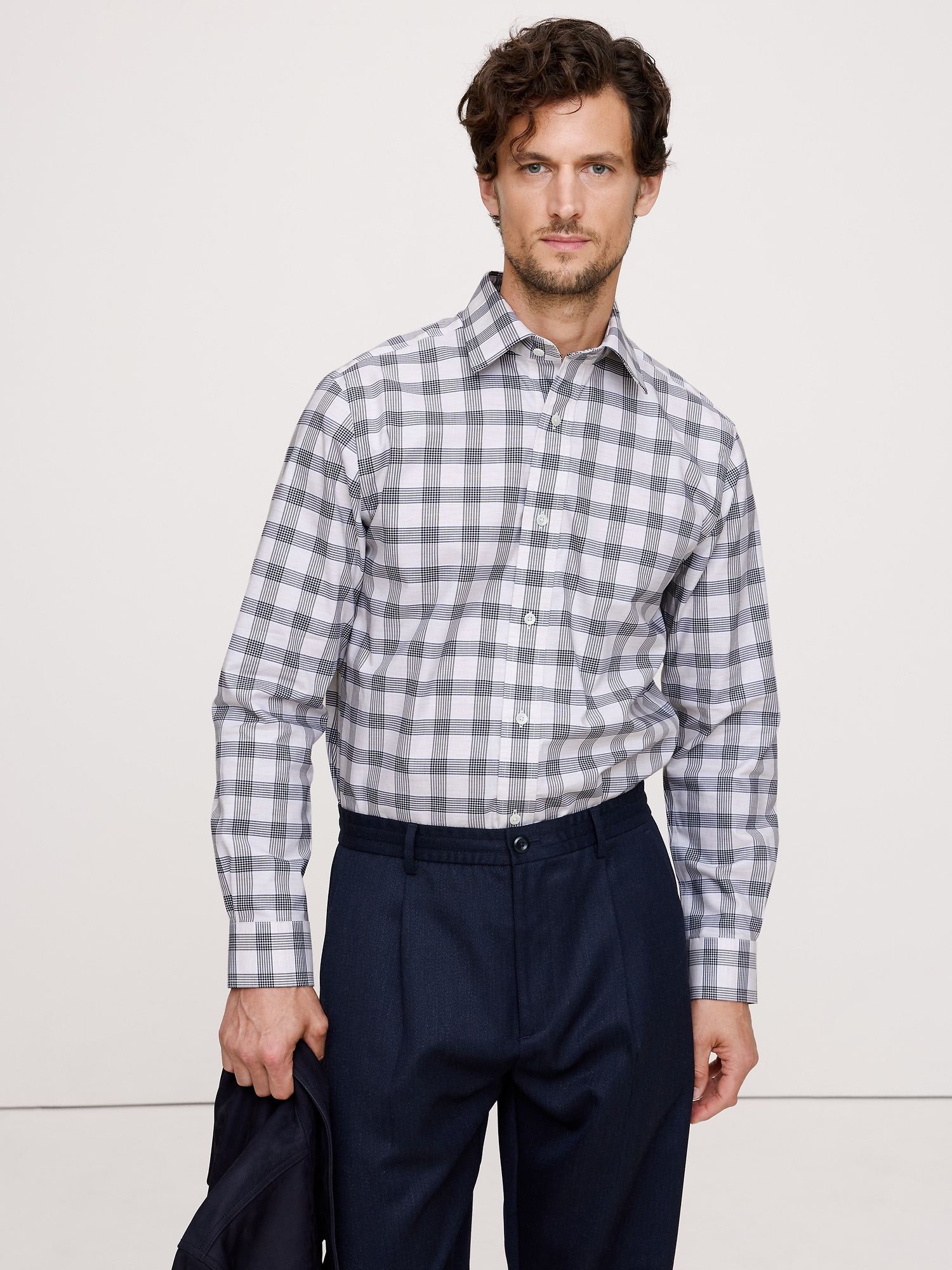 CHEMISE STANDARD HABILLÉE INFROISSABLE