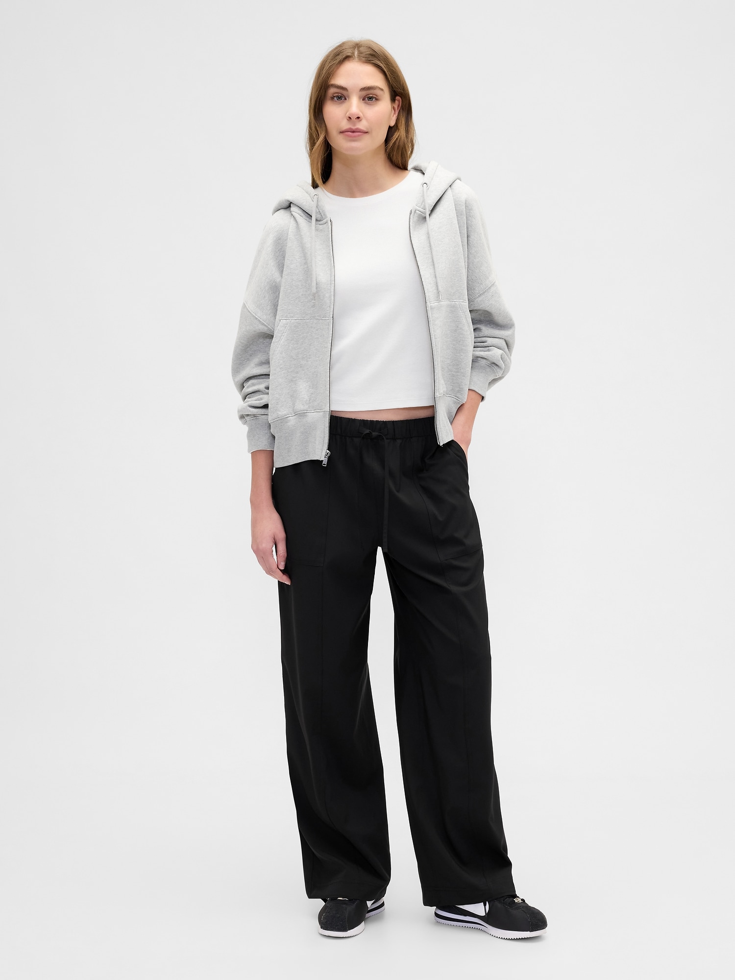 GapFit High Rise Loose Runaround Pants