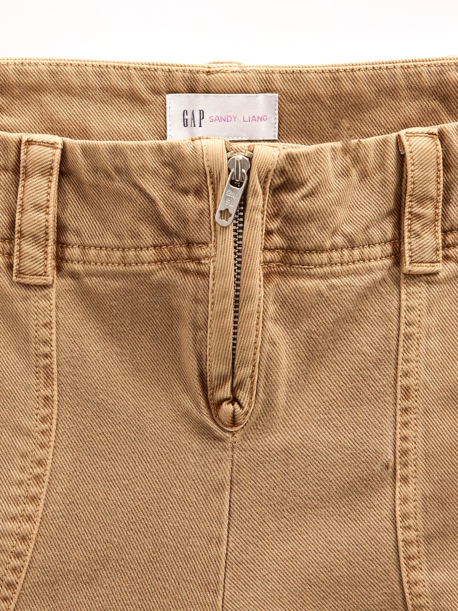 Gap × Sandy Liangローライズ ユーティリティパンツ Gap × Sandy Liang ローライズ ユーティリティパンツ