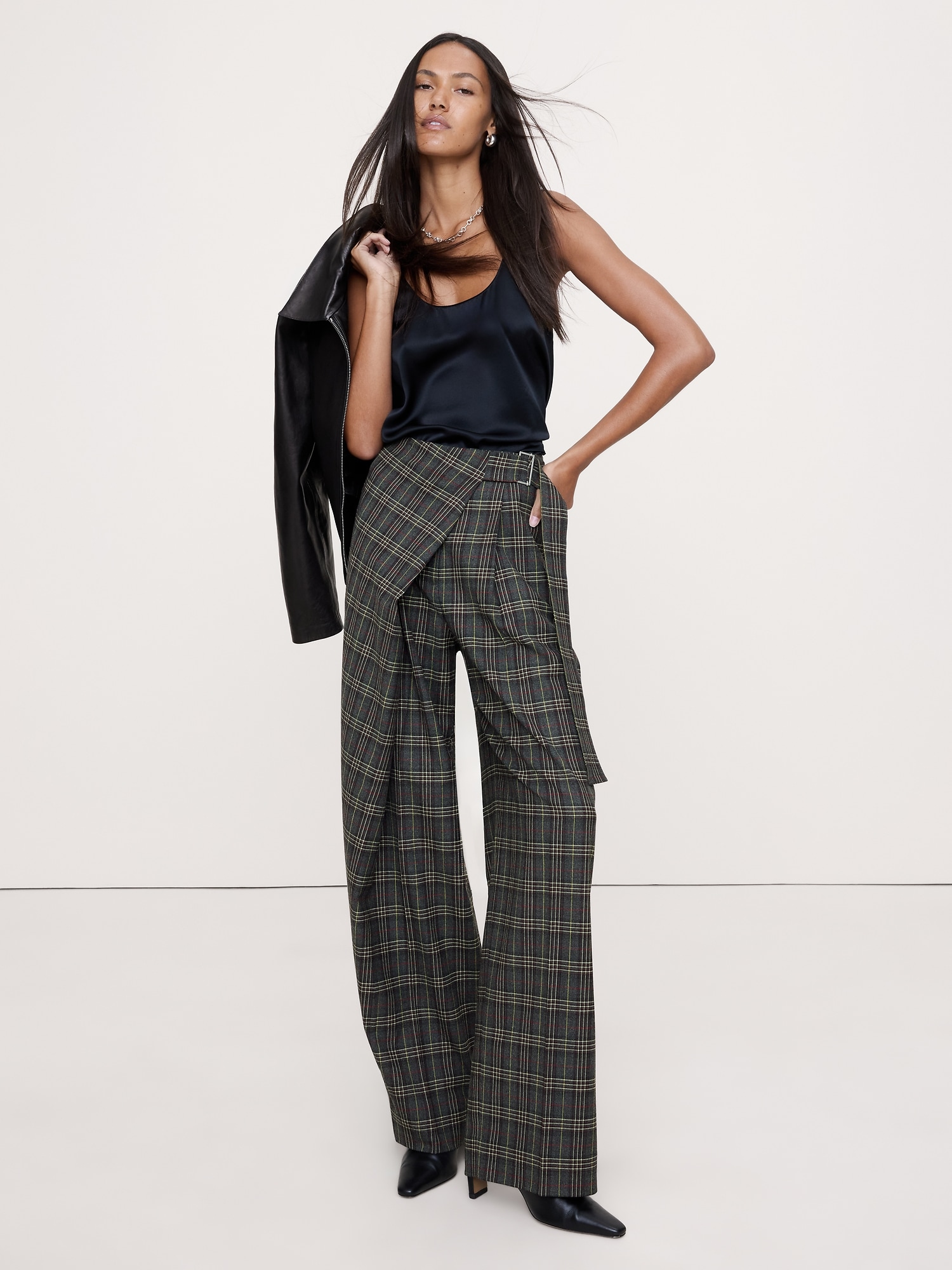 High-Rise Straight Crossover Flannel Pant
