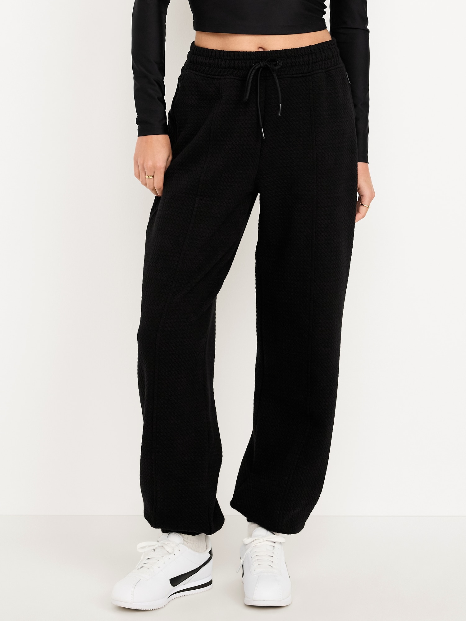 High-Waisted Dynamic Fleece Textured Sweatpants