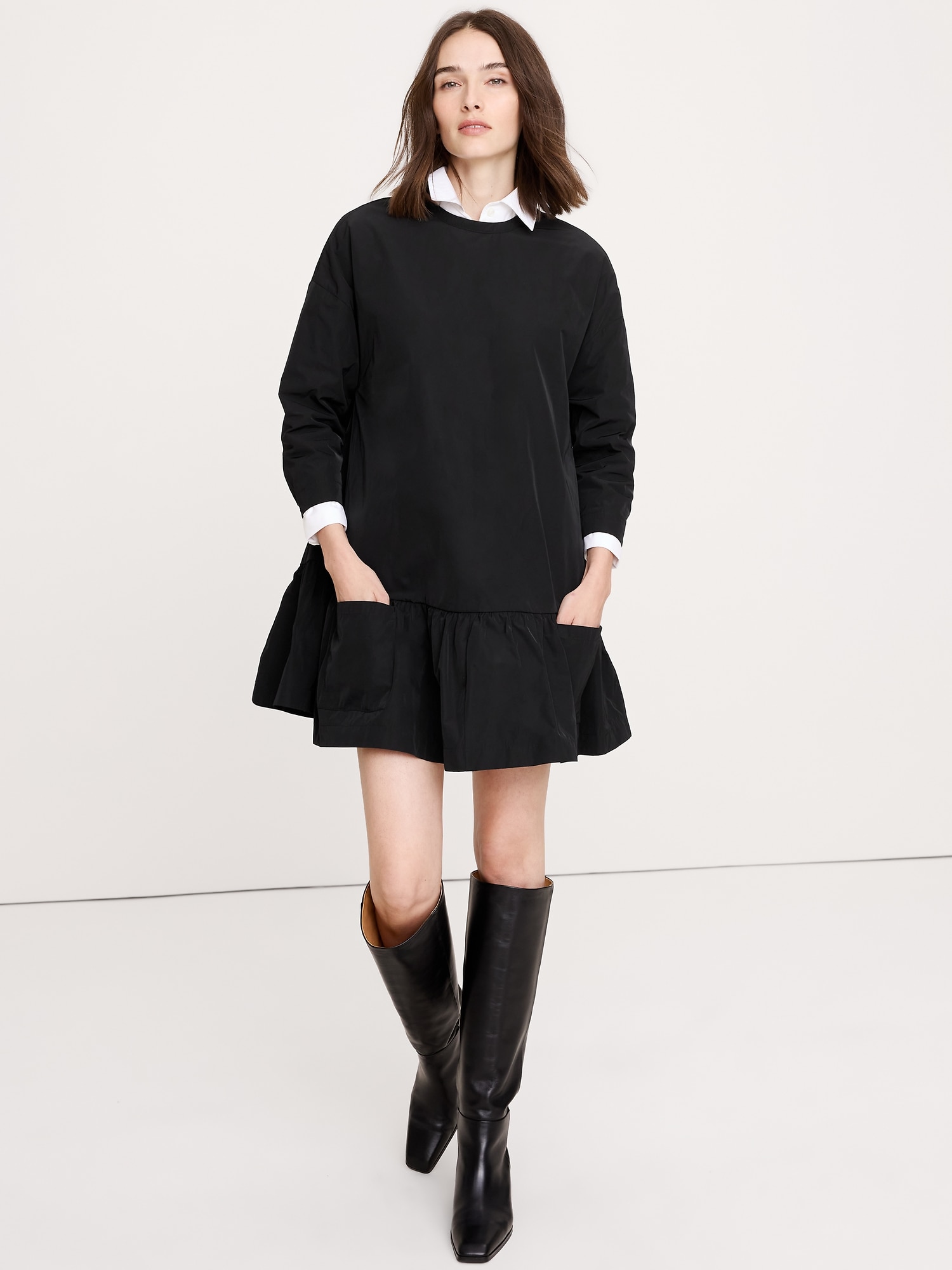 ROBE COURTE EN TAFFETAS