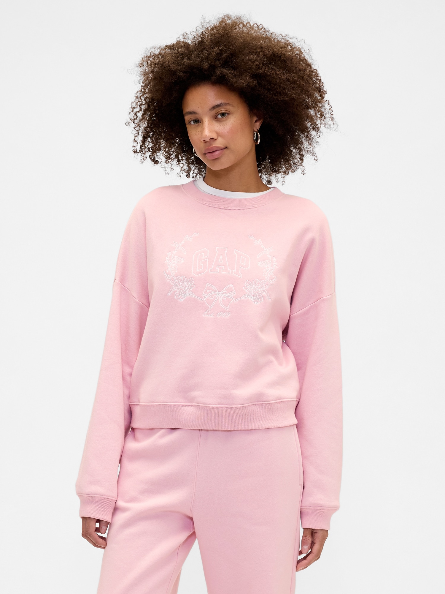 Oversized Wedge Gap Logo Sweatshirt