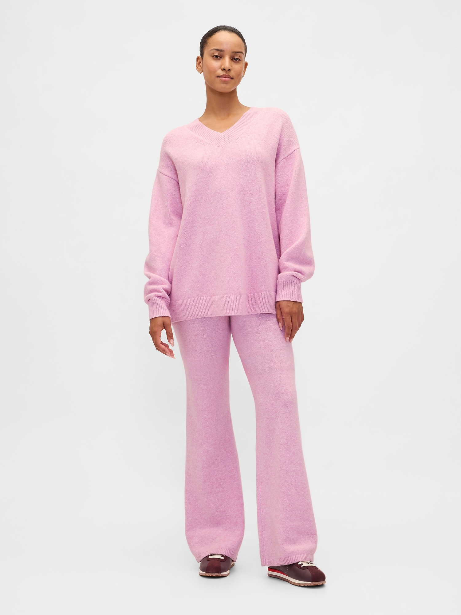 PANTALON SEMI-ÉVASÉ EN TRICOT EFFET CACHEMIRE