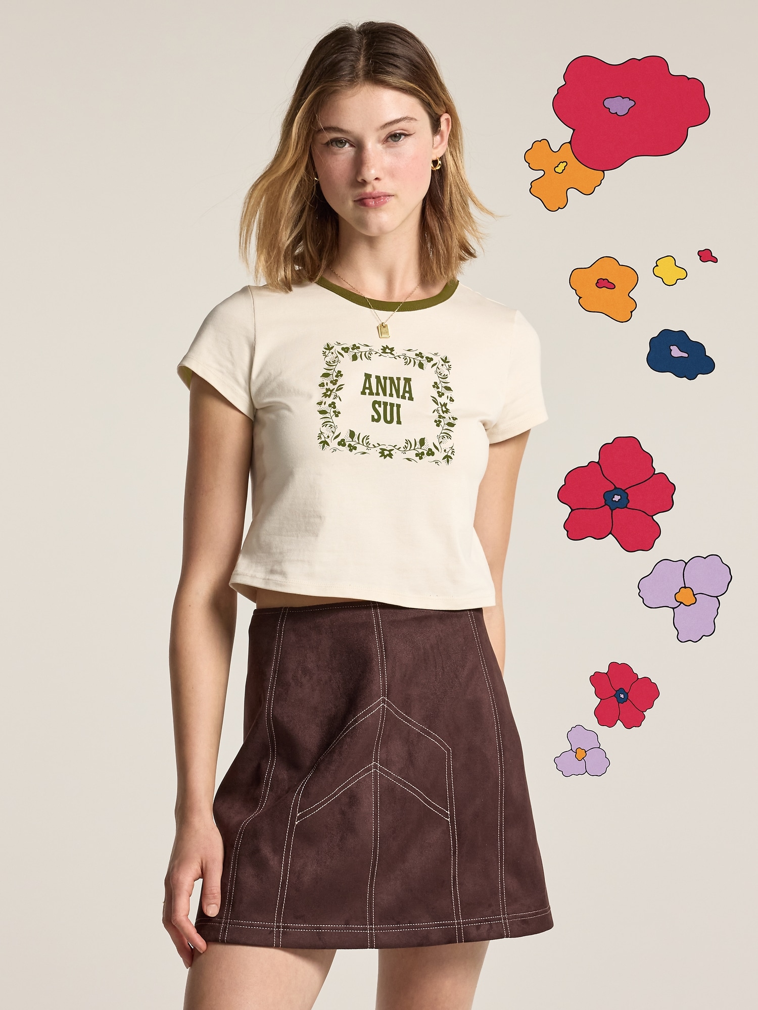 T-SHIRT À BORDURES CONTRASTANTES OLD NAVY X ANNA SUI