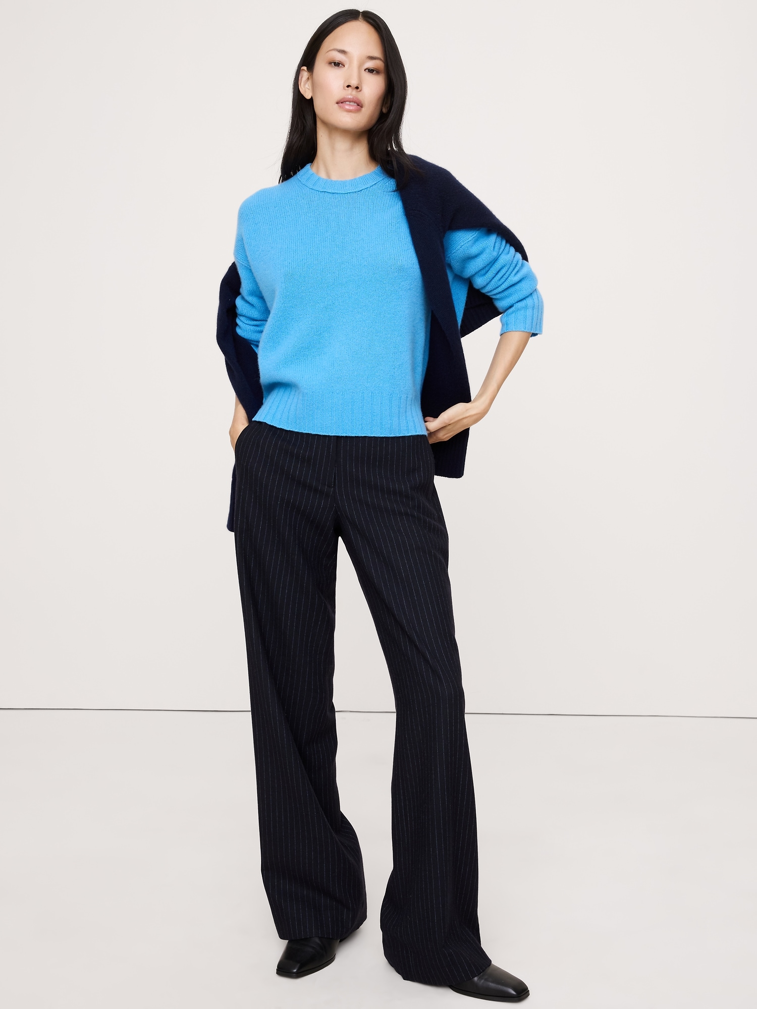 Midweight Cashmere Crew-Neck Sweater