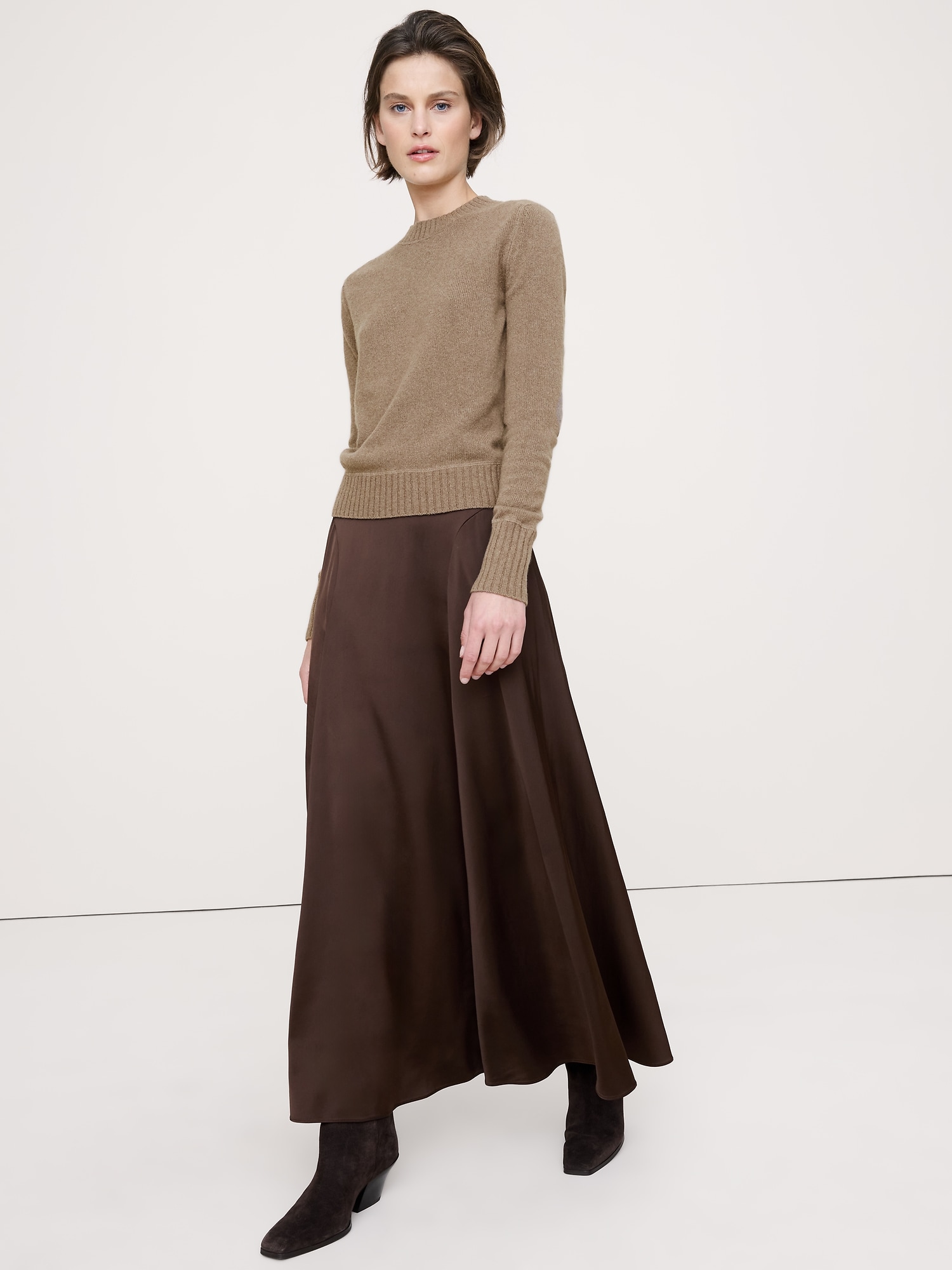 CHANDAIL RAS DU COU EN LAINE MÉRINOS ET COTON.