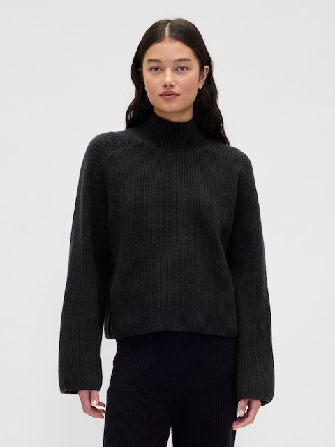 CashSoft Shaker-Stitch Turtleneck Sweater