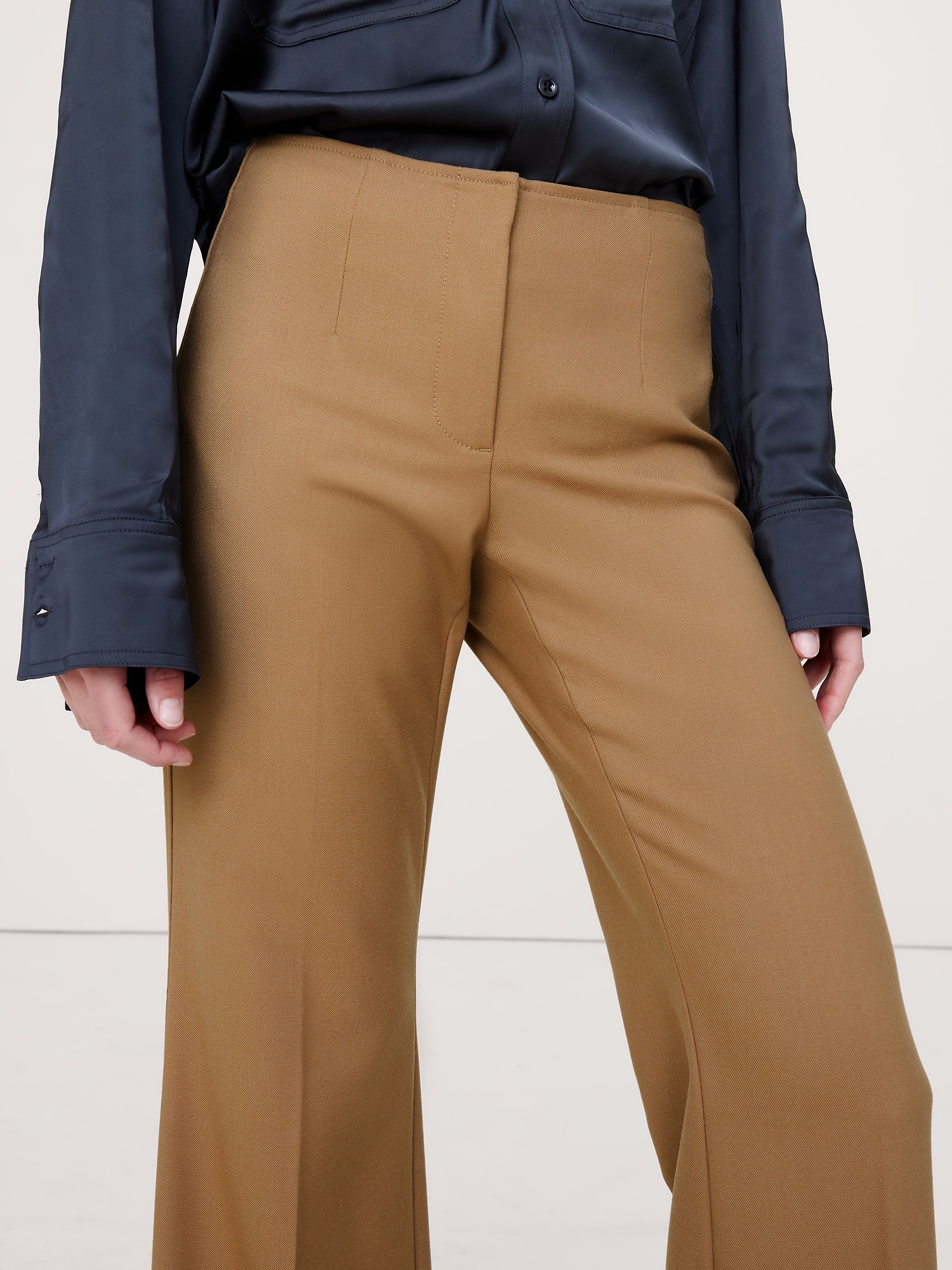 ミッドライズ フレア ストレッチ ウールブレンドパンツ-3 ミッドライズ フレア ストレッチ ウールブレンドパンツ-3