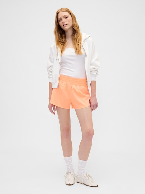 GapFit 3" Mid Rise Runaround Shorts