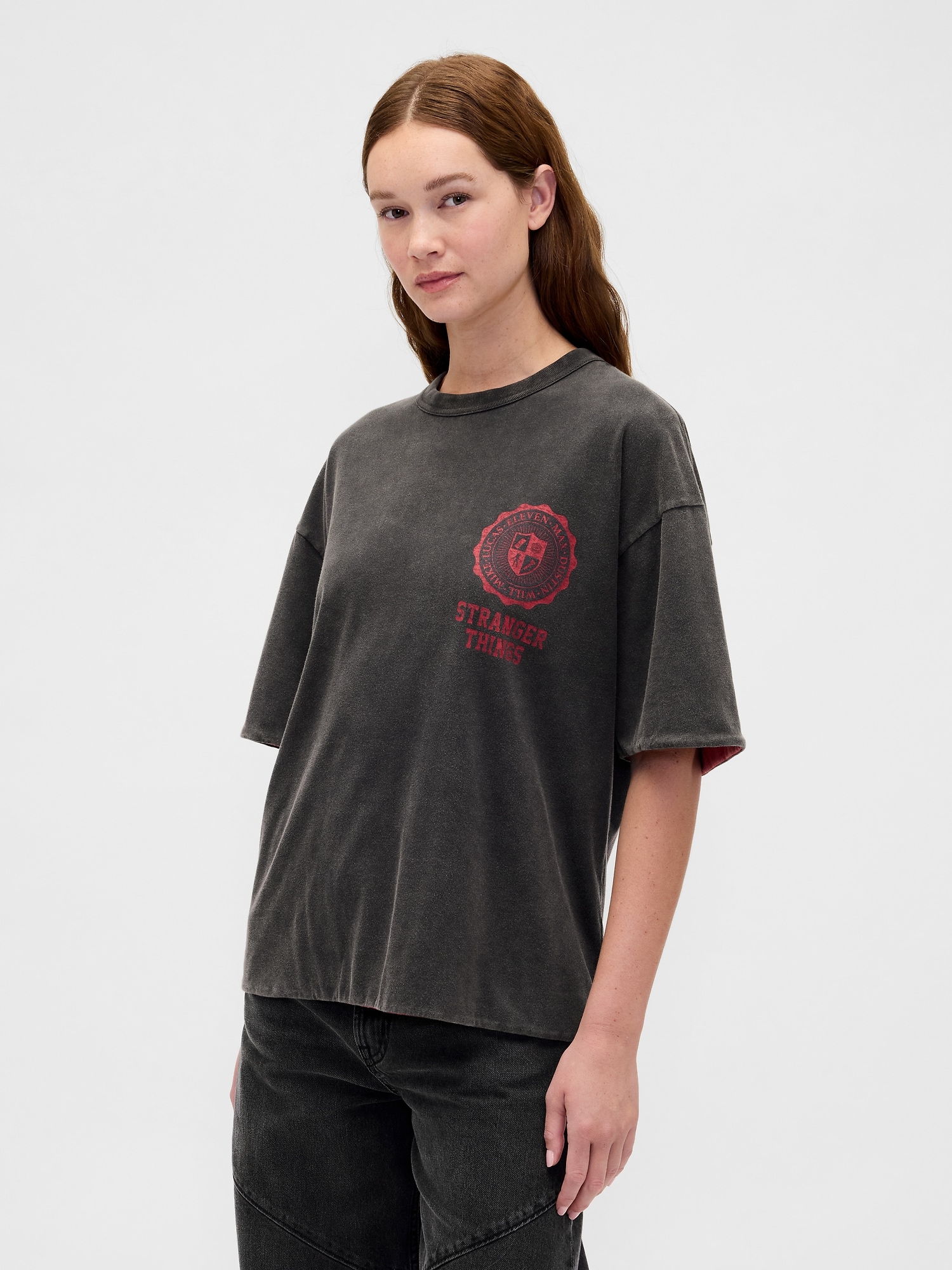 ストレンジャー・シングス リバーシブル グラフィックTシャツ (ユニセックス)-2