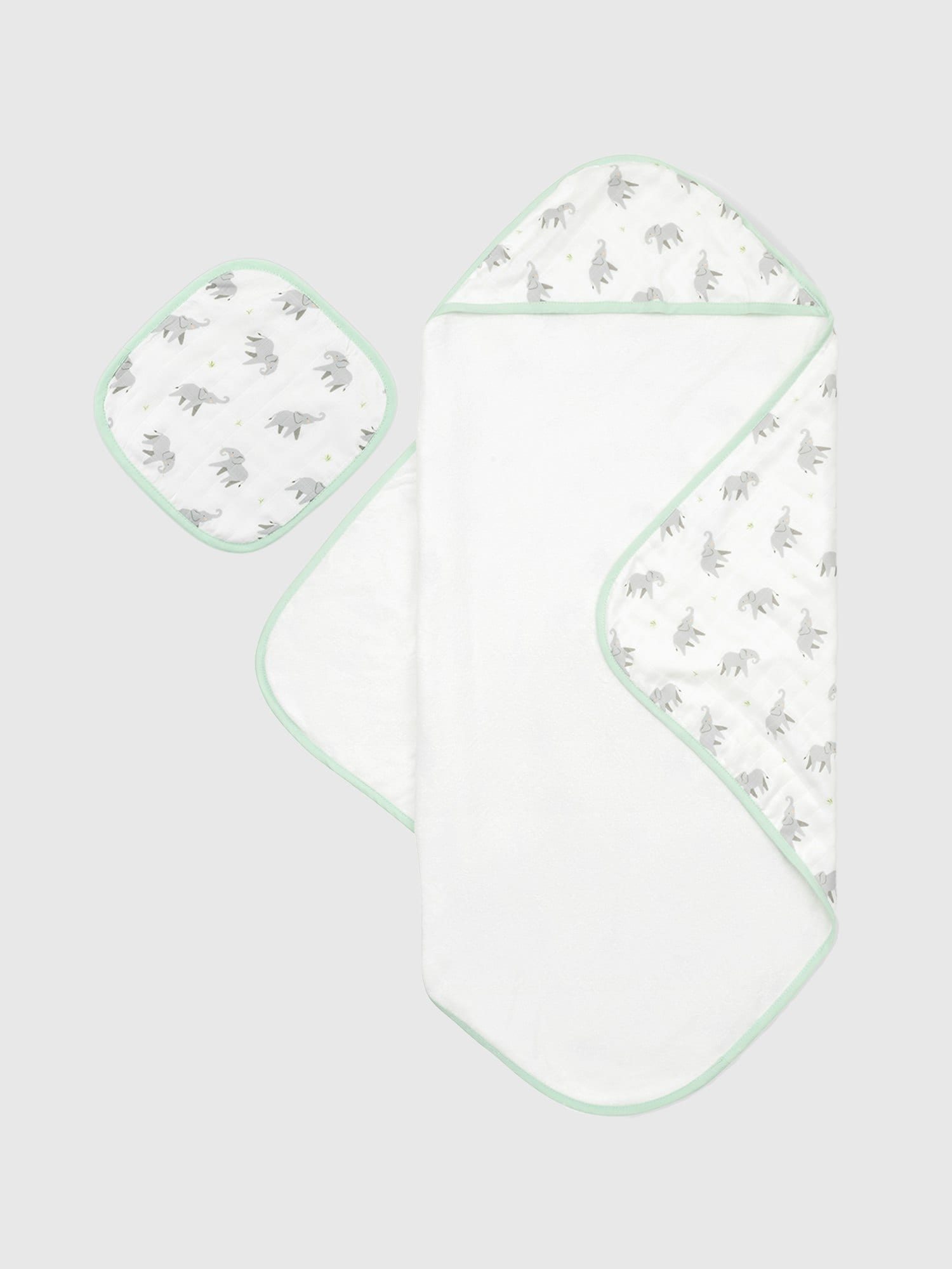 Bamboo Little Elephant Hooded Towel Set