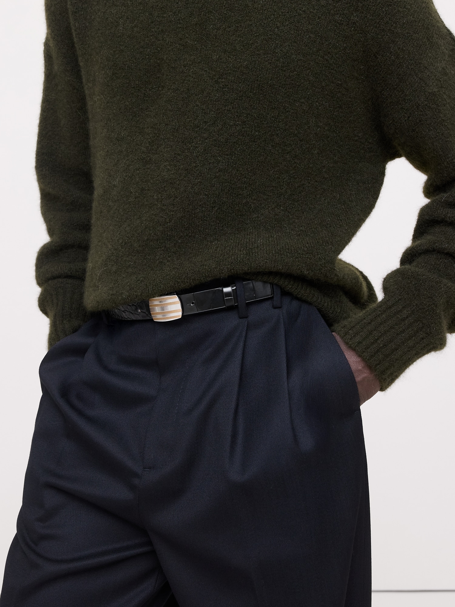 エンボスレザー プラークバックル ベルト-1 エンボスレザー プラークバックル ベルト-1