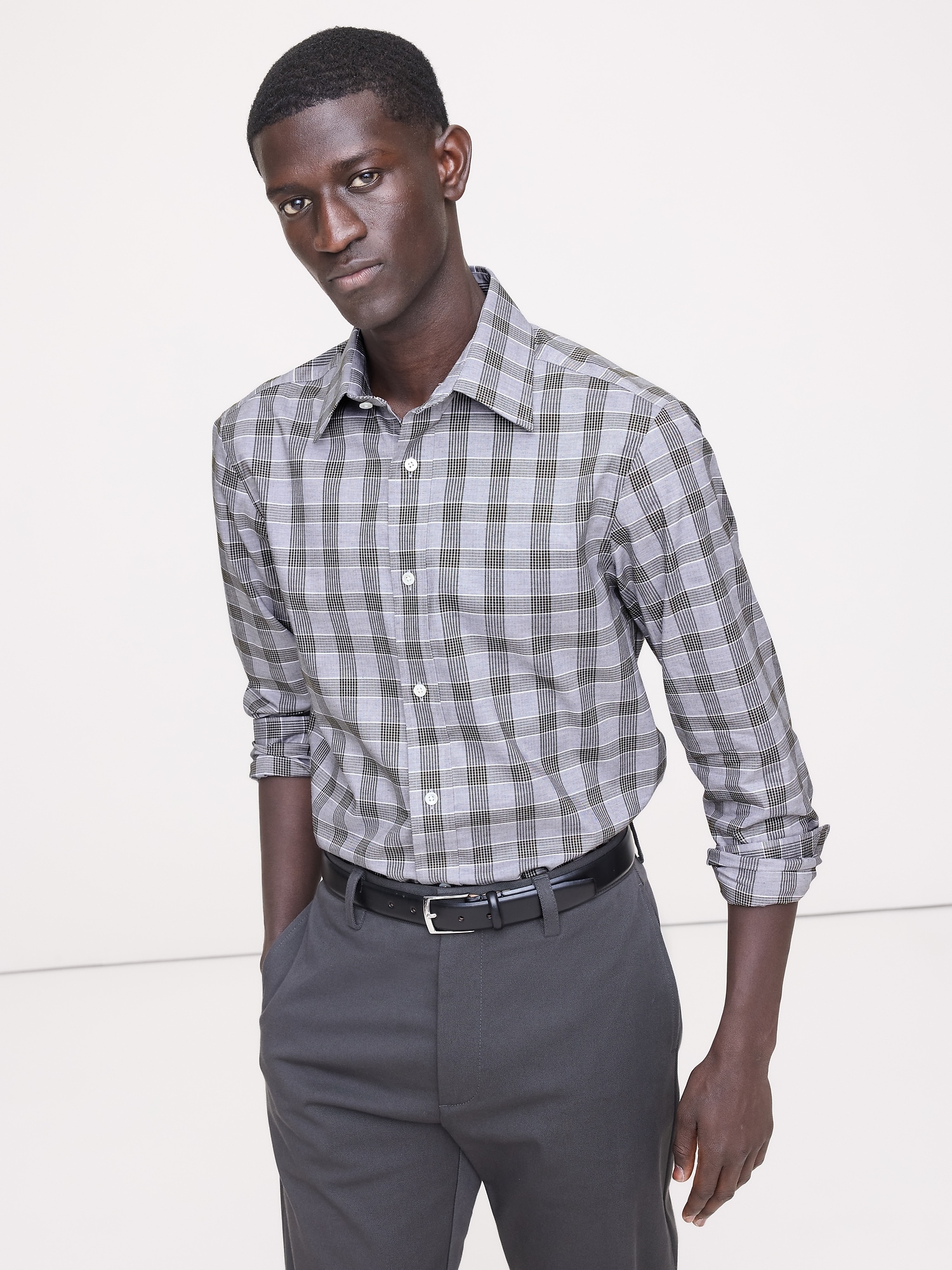 Standard-Fit Wrinkle-Resistant Dress Shirt