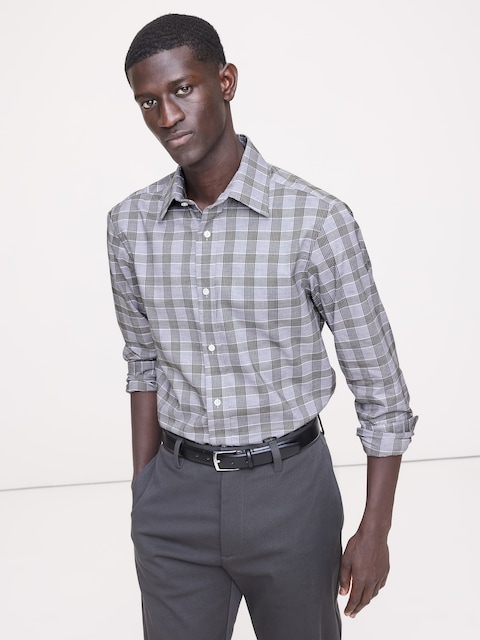 Standard-Fit Wrinkle-Resistant Dress Shirt
