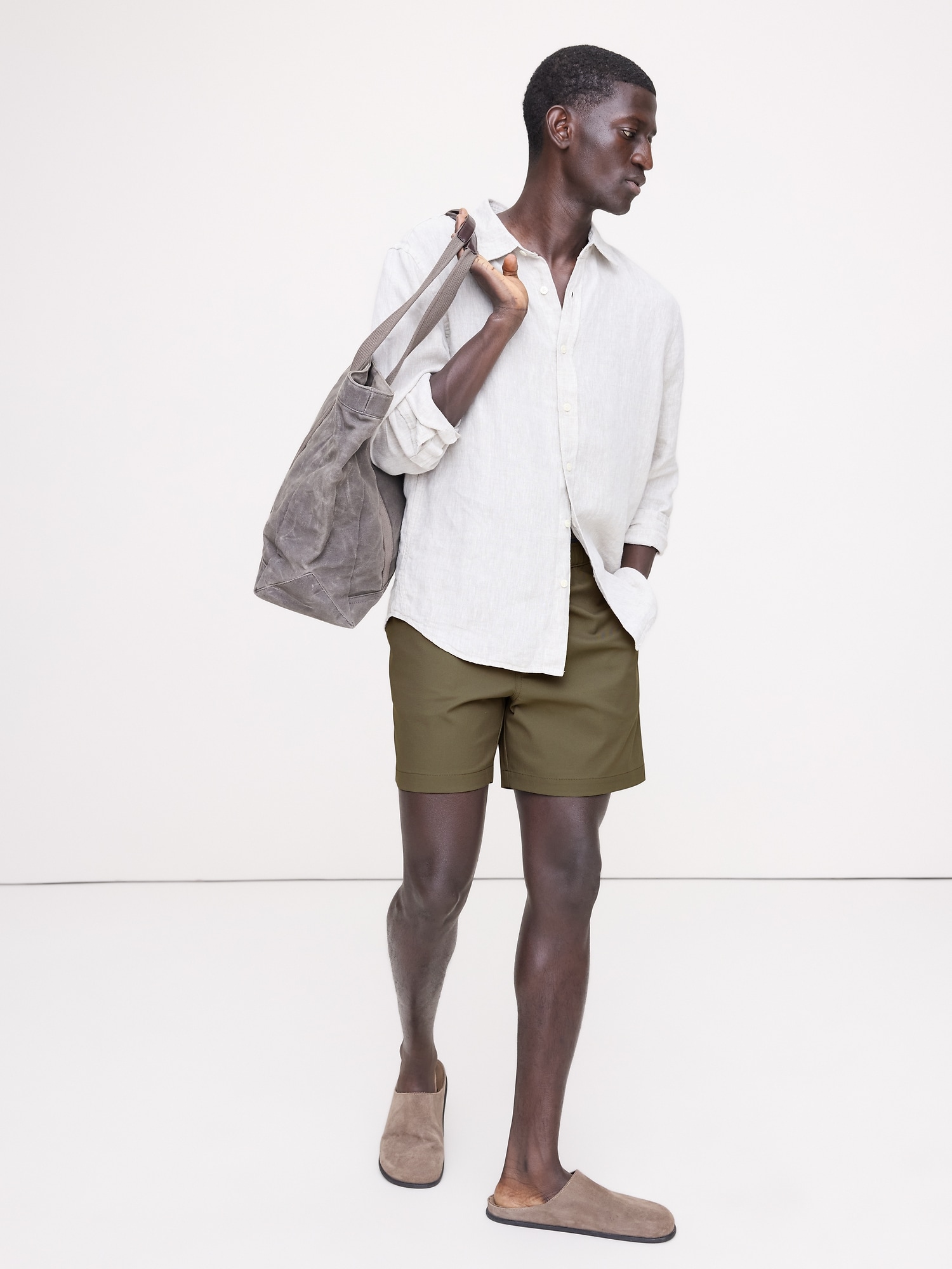 SHORT À TAILLE EXTENSIBLE PERFORMANCE DE 18 CM