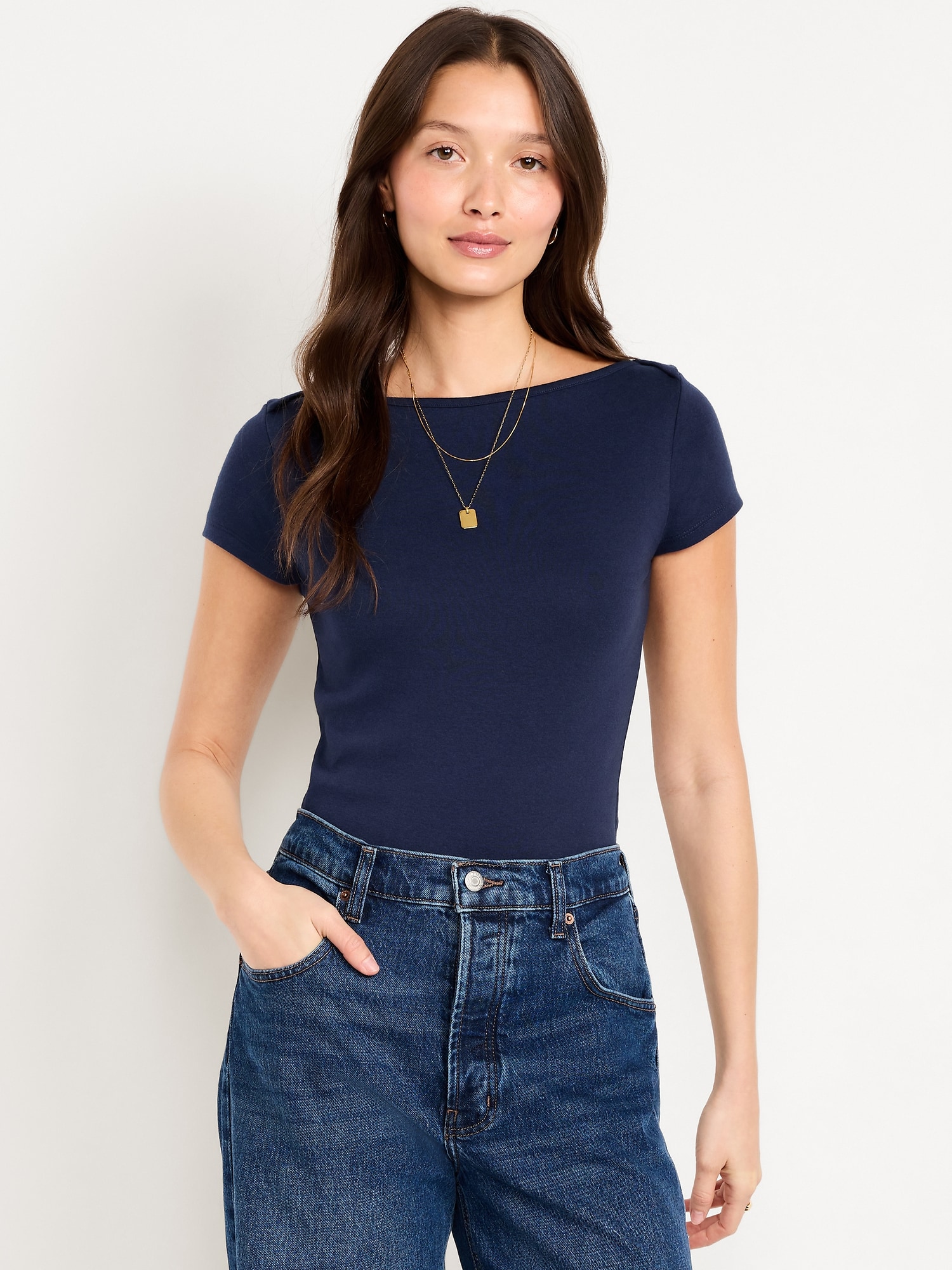 T-SHIRT AJUSTÉ À ENCOLURE BATEAU