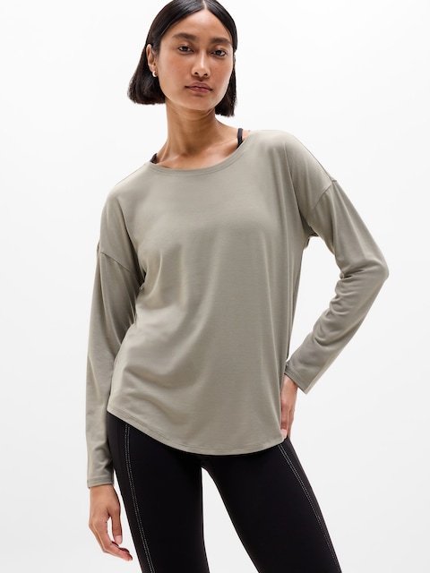 Move With Ease Top