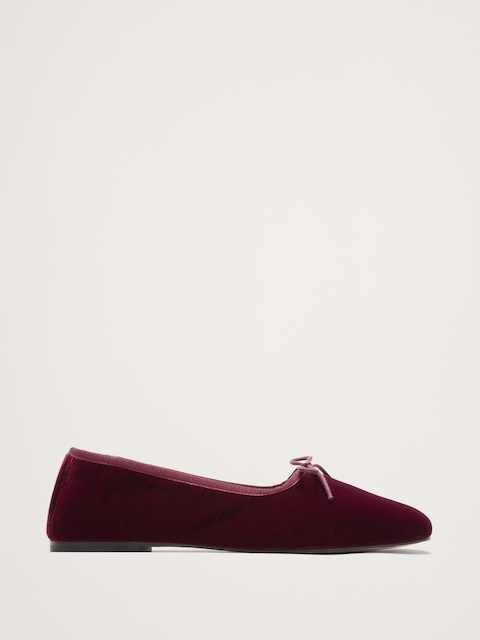 Jada Velvet Square-Toe Flat by Freda Salvador