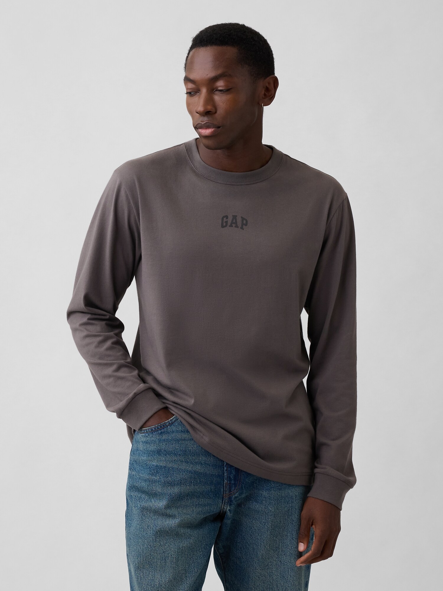 Everyday Soft Relaxed Gap Mini-Logo T-Shirt