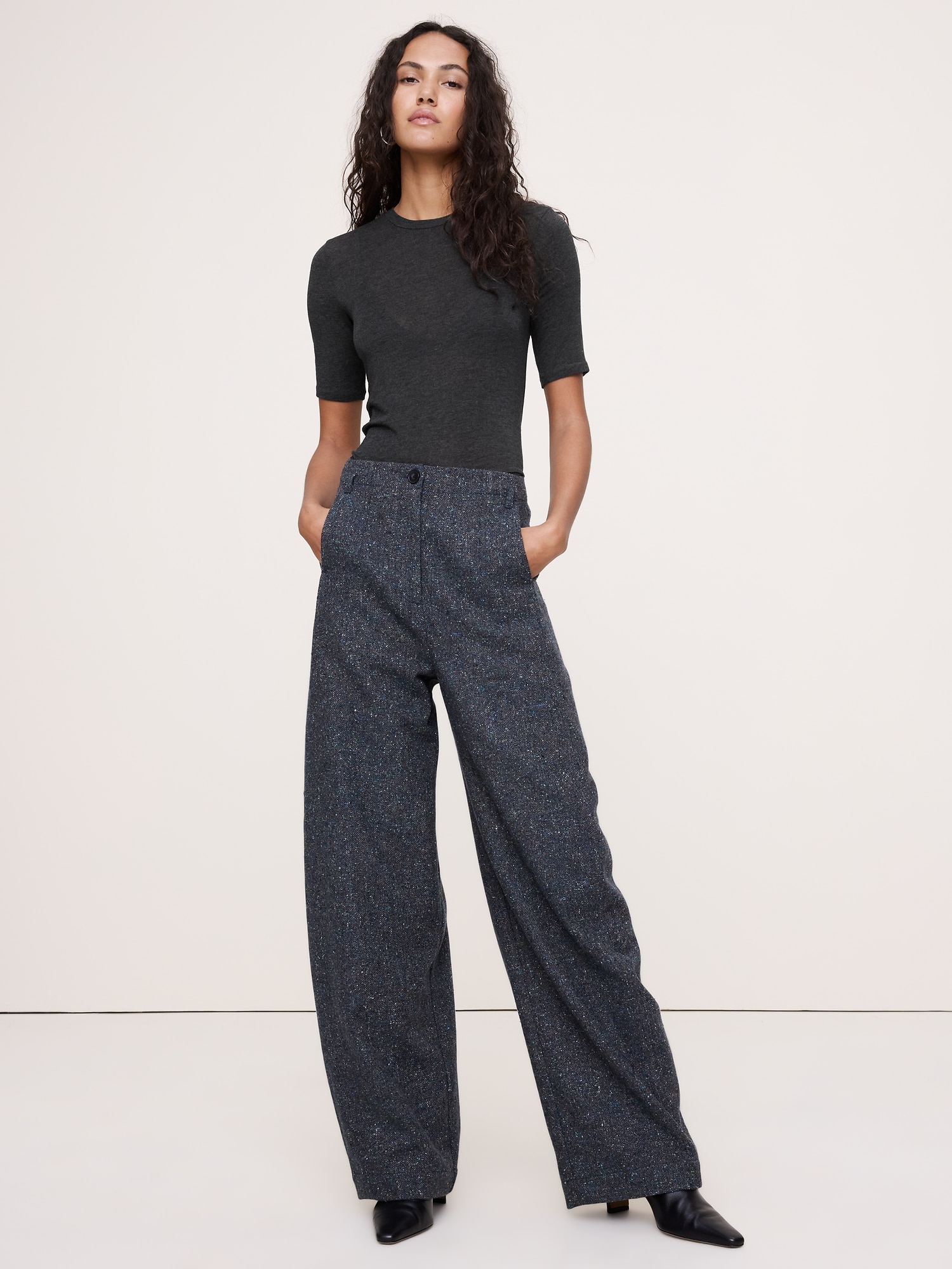 T-SHIRT DIAPHANE RAS DU COU EN LAINE ET LYOCELL