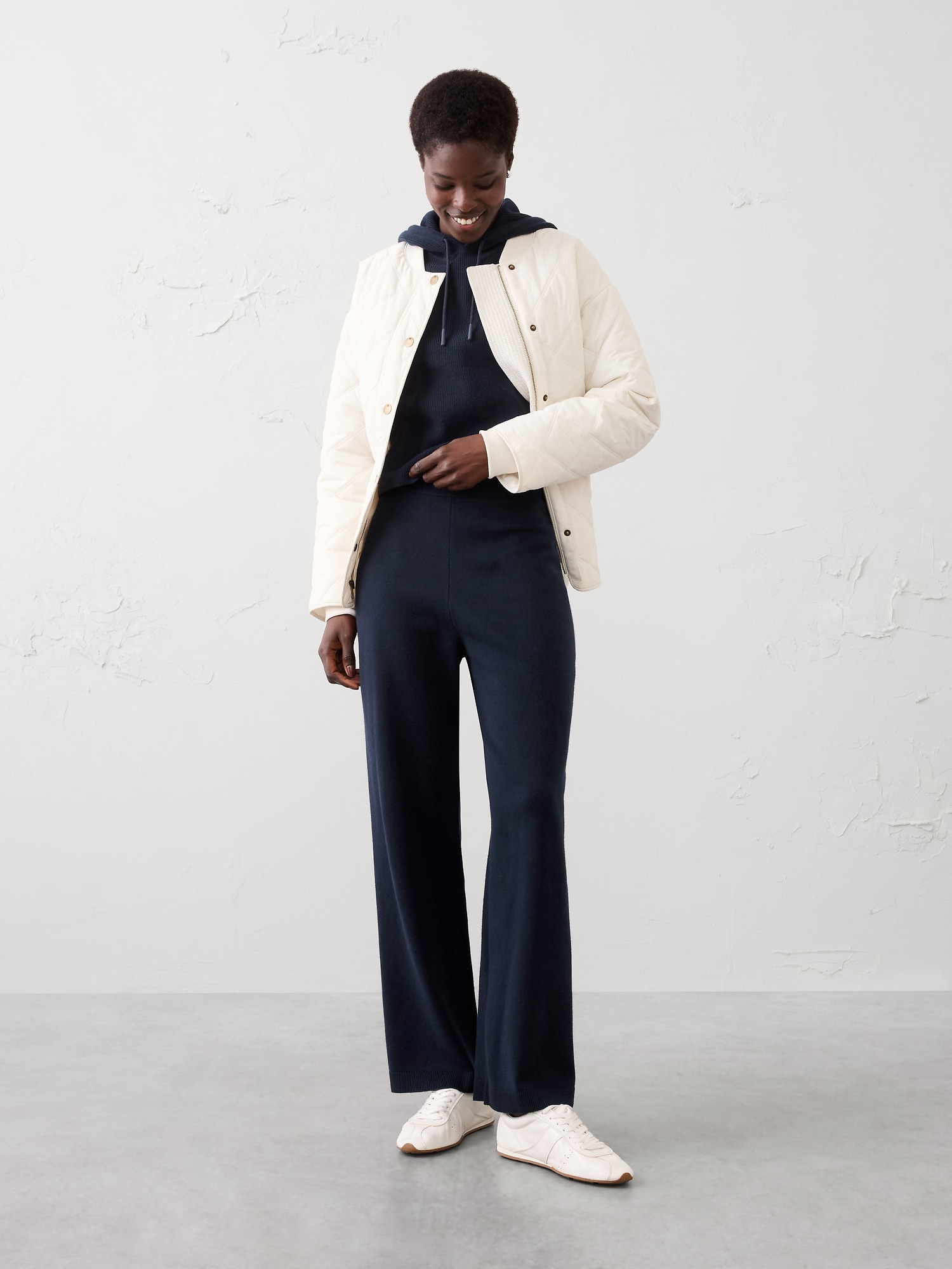 Wide-Leg Mid-Rise Pull-On Sweater Pant