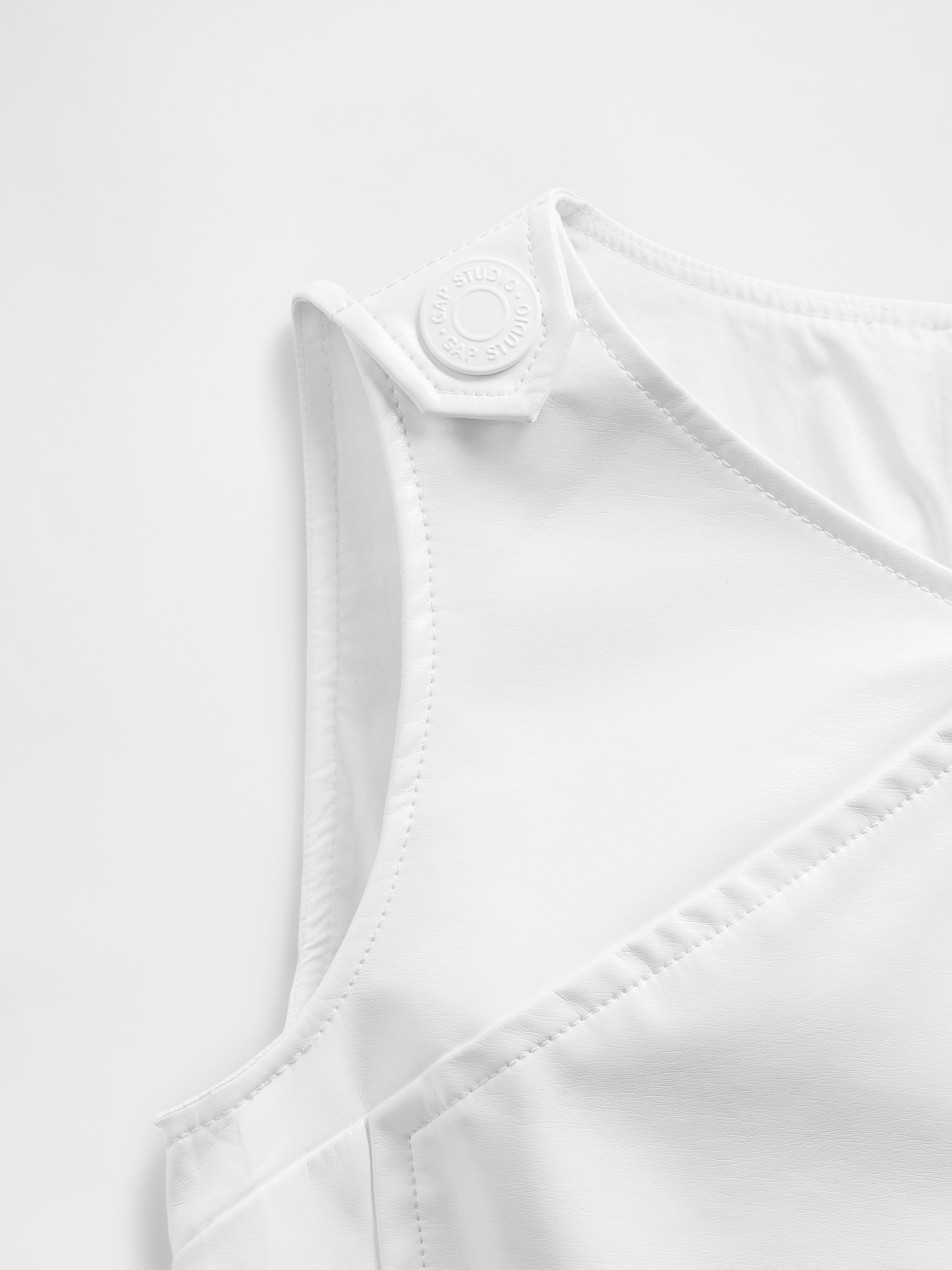 GapStudio ヴィーガン パテントレザー ミニドレス-4