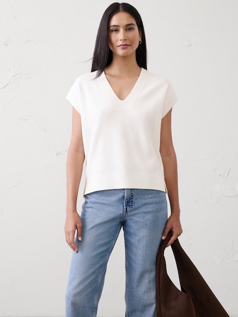 Textured V-Neck Sweater Vest