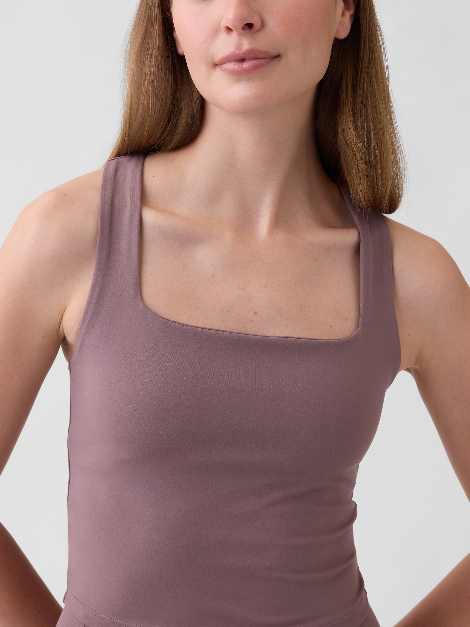 GapFit Studio Recycled Squareneck Brami | Gap Factory
