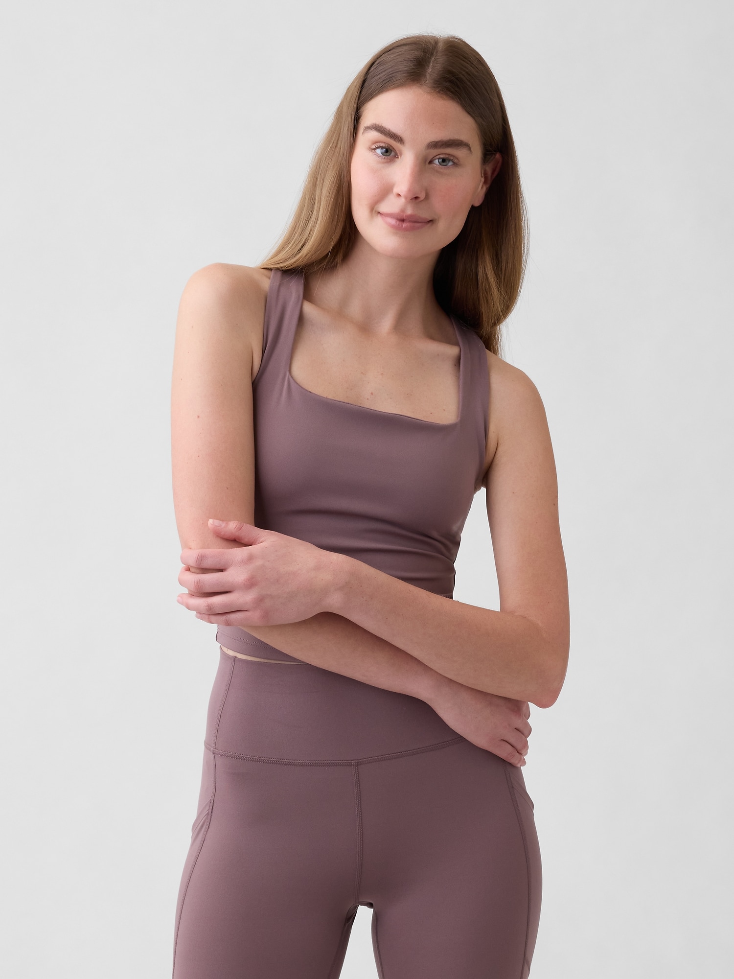 GapFit Studio Recycled Squareneck Brami