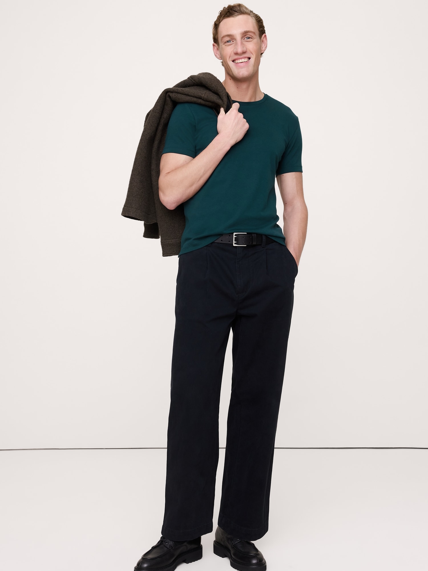 T-SHIRT AU TOUCHER LUXUEUX