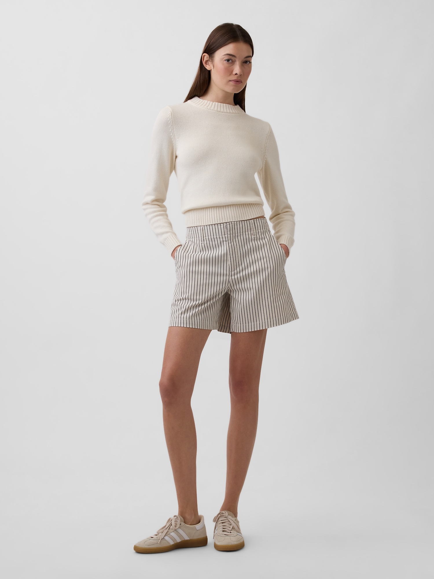 5" Mid Rise Downtown Khaki Shorts