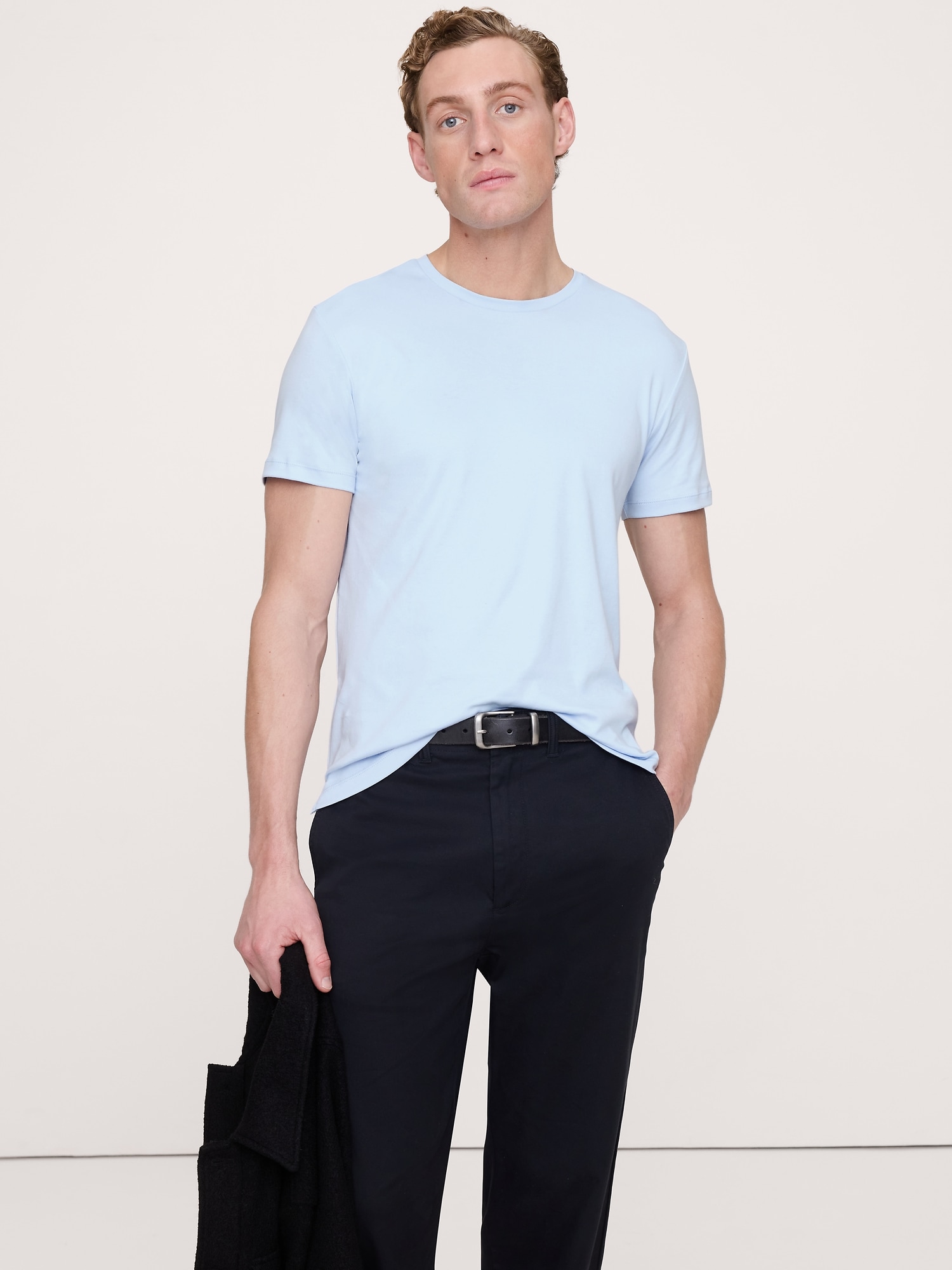 T-SHIRT AU TOUCHER LUXUEUX